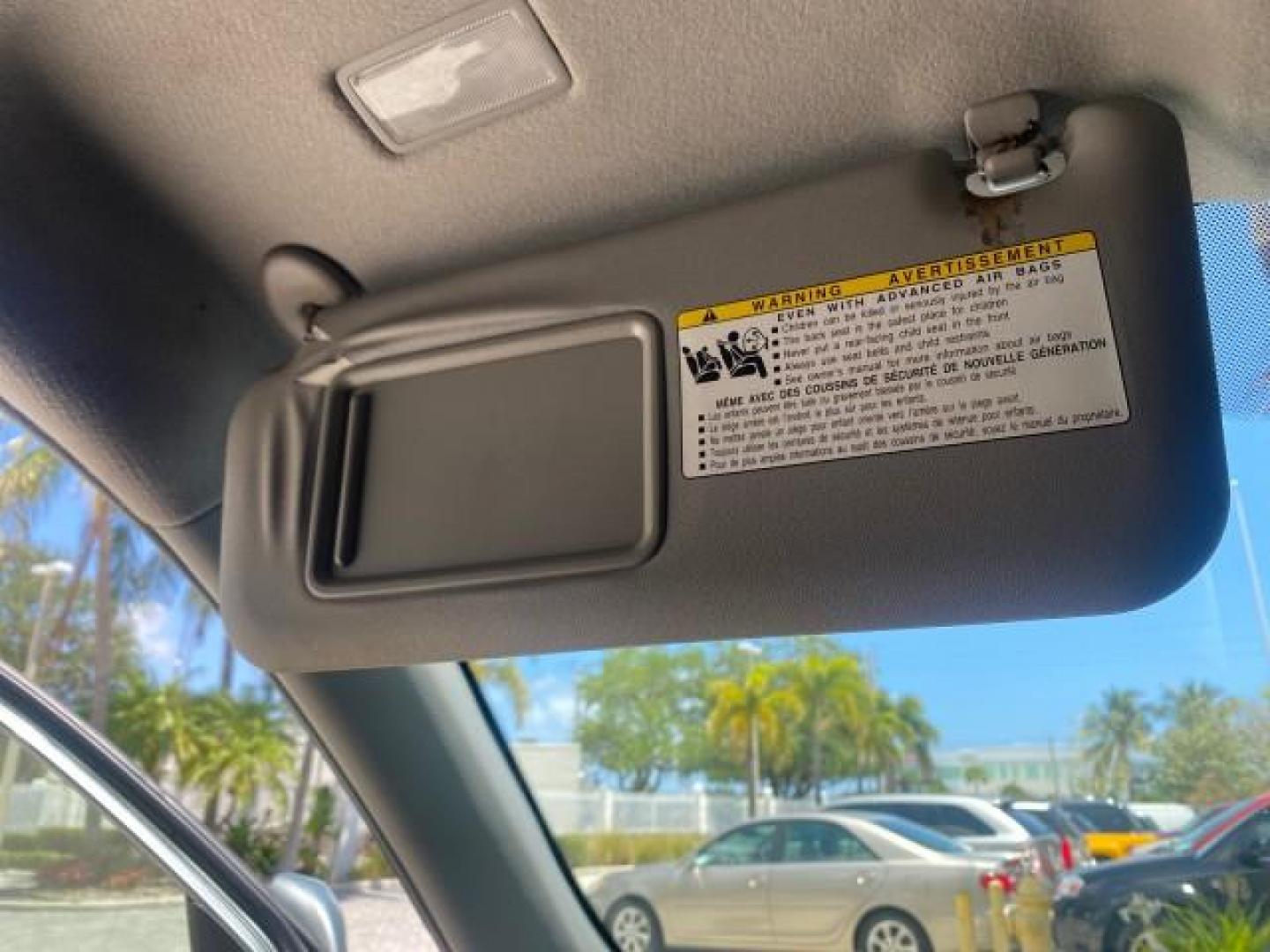 2006 Light Green Metallic /Ash Toyota RAV4 1 OWNER FLORIDA LOW MILES 74,672 (JTMZD33VX65) with an 2.4L DOHC SFI 16-Valve VVT-i 4-Cyl Engine engine, Automatic transmission, located at 4701 North Dixie Hwy, Pompano Beach, FL, 33064, (954) 422-2889, 26.240938, -80.123474 - OUR WEBPAGE FLORIDACARS1.COM HAS OVER 100 PHOTOS AND FREE CARFAX LINK 2006 TOYOTA RAV4 VIN: JTMZD33VX65027688 J T M Z D 3 3 V X 6 5 0 2 7 6 8 8 4 DOOR WAGON/SPORT UTILITY 2.4L I4 F DOHC 16V 30 MPG GASOLINE FRONT WHEEL DRIVE Top Features Cloth Seats Basic Features ABS Brakes Auxiliary Audio Input Pow - Photo#44