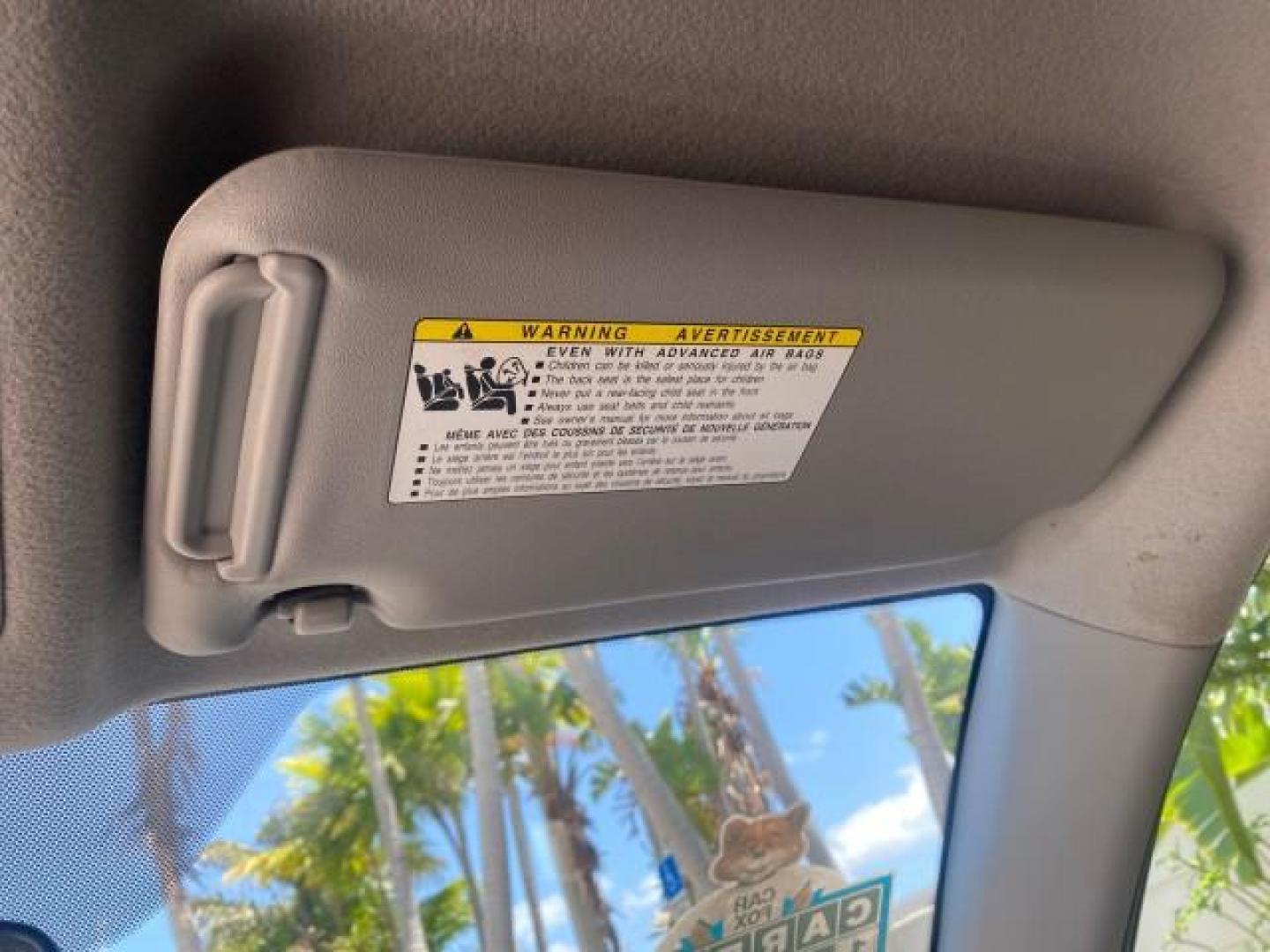 2006 Light Green Metallic /Ash Toyota RAV4 1 OWNER FLORIDA LOW MILES 74,672 (JTMZD33VX65) with an 2.4L DOHC SFI 16-Valve VVT-i 4-Cyl Engine engine, Automatic transmission, located at 4701 North Dixie Hwy, Pompano Beach, FL, 33064, (954) 422-2889, 26.240938, -80.123474 - OUR WEBPAGE FLORIDACARS1.COM HAS OVER 100 PHOTOS AND FREE CARFAX LINK 2006 TOYOTA RAV4 VIN: JTMZD33VX65027688 J T M Z D 3 3 V X 6 5 0 2 7 6 8 8 4 DOOR WAGON/SPORT UTILITY 2.4L I4 F DOHC 16V 30 MPG GASOLINE FRONT WHEEL DRIVE Top Features Cloth Seats Basic Features ABS Brakes Auxiliary Audio Input Pow - Photo#46