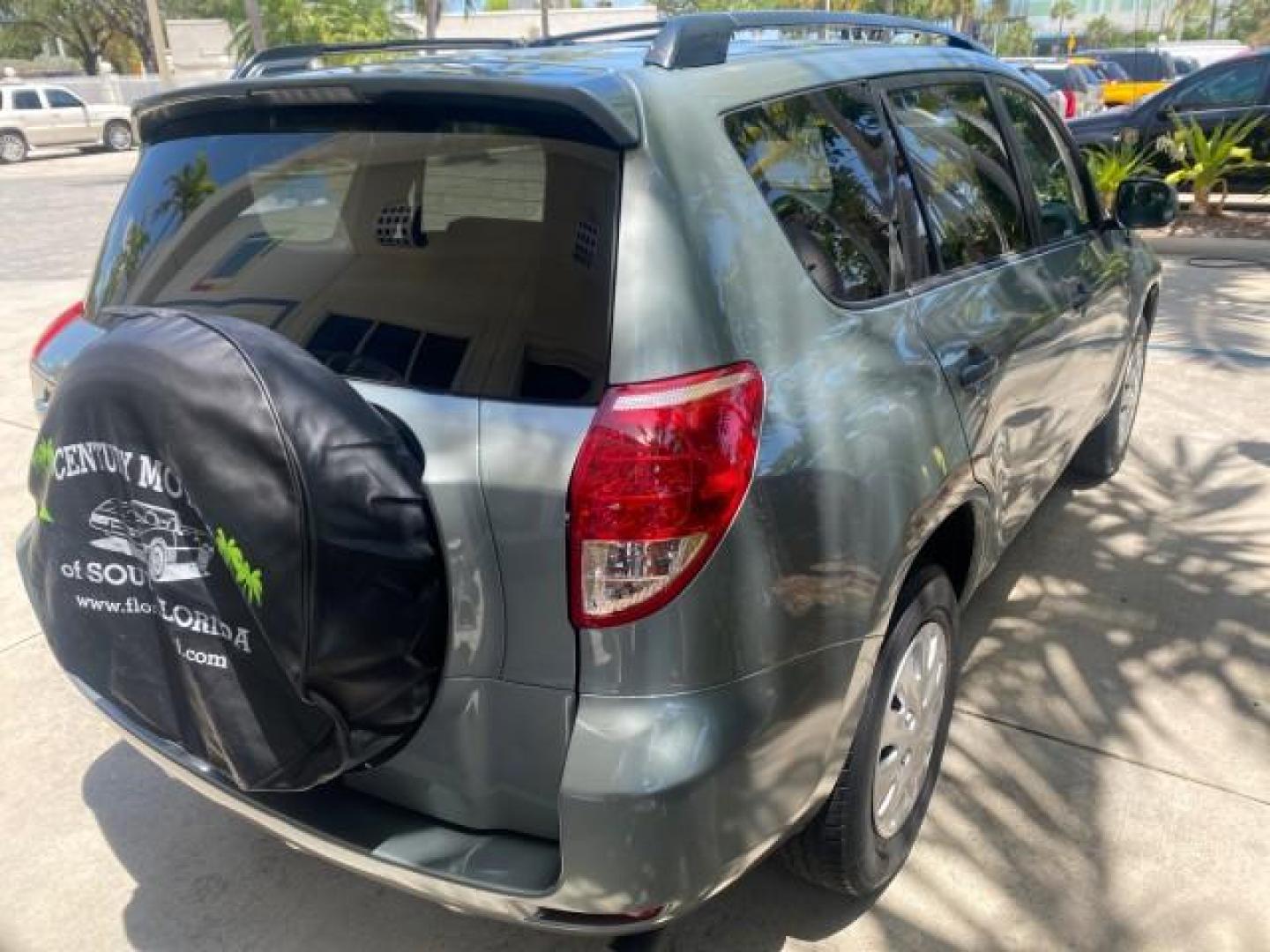 2006 Light Green Metallic /Ash Toyota RAV4 1 OWNER FLORIDA LOW MILES 74,672 (JTMZD33VX65) with an 2.4L DOHC SFI 16-Valve VVT-i 4-Cyl Engine engine, Automatic transmission, located at 4701 North Dixie Hwy, Pompano Beach, FL, 33064, (954) 422-2889, 26.240938, -80.123474 - OUR WEBPAGE FLORIDACARS1.COM HAS OVER 100 PHOTOS AND FREE CARFAX LINK 2006 TOYOTA RAV4 VIN: JTMZD33VX65027688 J T M Z D 3 3 V X 6 5 0 2 7 6 8 8 4 DOOR WAGON/SPORT UTILITY 2.4L I4 F DOHC 16V 30 MPG GASOLINE FRONT WHEEL DRIVE Top Features Cloth Seats Basic Features ABS Brakes Auxiliary Audio Input Pow - Photo#68