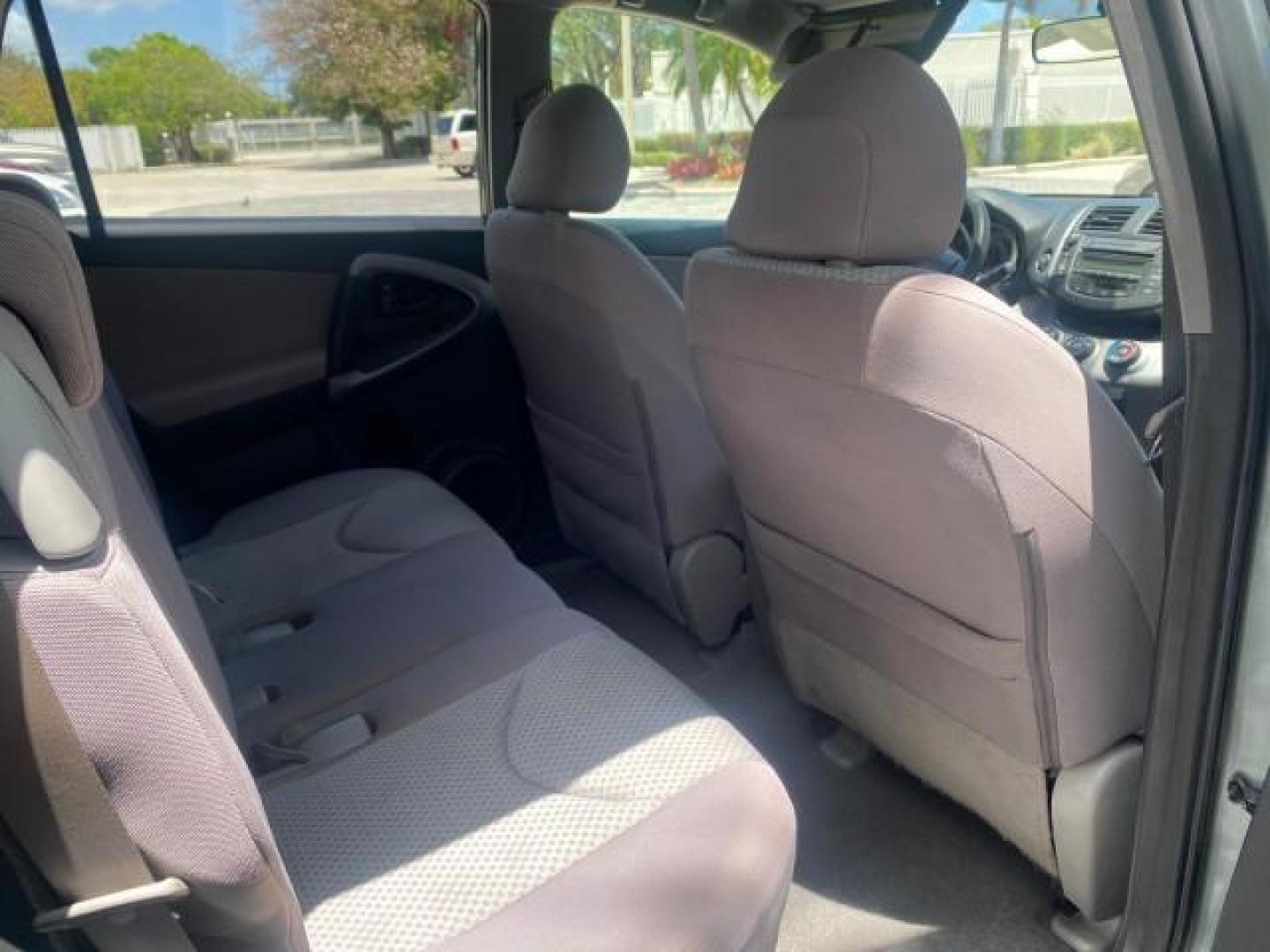 2006 Light Green Metallic /Ash Toyota RAV4 1 OWNER FLORIDA LOW MILES 74,672 (JTMZD33VX65) with an 2.4L DOHC SFI 16-Valve VVT-i 4-Cyl Engine engine, Automatic transmission, located at 4701 North Dixie Hwy, Pompano Beach, FL, 33064, (954) 422-2889, 26.240938, -80.123474 - OUR WEBPAGE FLORIDACARS1.COM HAS OVER 100 PHOTOS AND FREE CARFAX LINK 2006 TOYOTA RAV4 VIN: JTMZD33VX65027688 J T M Z D 3 3 V X 6 5 0 2 7 6 8 8 4 DOOR WAGON/SPORT UTILITY 2.4L I4 F DOHC 16V 30 MPG GASOLINE FRONT WHEEL DRIVE Top Features Cloth Seats Basic Features ABS Brakes Auxiliary Audio Input Pow - Photo#78