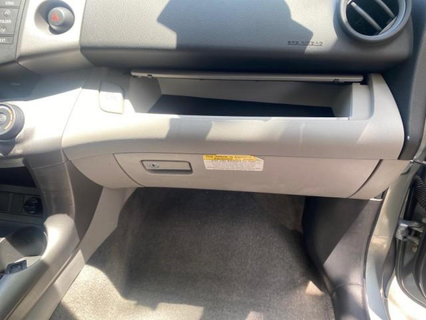 2006 Light Green Metallic /Ash Toyota RAV4 1 OWNER FLORIDA LOW MILES 74,672 (JTMZD33VX65) with an 2.4L DOHC SFI 16-Valve VVT-i 4-Cyl Engine engine, Automatic transmission, located at 4701 North Dixie Hwy, Pompano Beach, FL, 33064, (954) 422-2889, 26.240938, -80.123474 - OUR WEBPAGE FLORIDACARS1.COM HAS OVER 100 PHOTOS AND FREE CARFAX LINK 2006 TOYOTA RAV4 VIN: JTMZD33VX65027688 J T M Z D 3 3 V X 6 5 0 2 7 6 8 8 4 DOOR WAGON/SPORT UTILITY 2.4L I4 F DOHC 16V 30 MPG GASOLINE FRONT WHEEL DRIVE Top Features Cloth Seats Basic Features ABS Brakes Auxiliary Audio Input Pow - Photo#87