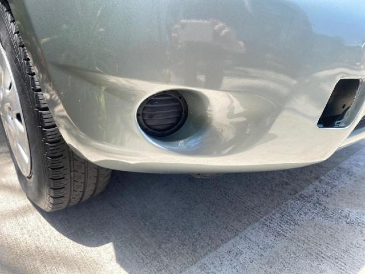 2006 Light Green Metallic /Ash Toyota RAV4 1 OWNER FLORIDA LOW MILES 74,672 (JTMZD33VX65) with an 2.4L DOHC SFI 16-Valve VVT-i 4-Cyl Engine engine, Automatic transmission, located at 4701 North Dixie Hwy, Pompano Beach, FL, 33064, (954) 422-2889, 26.240938, -80.123474 - OUR WEBPAGE FLORIDACARS1.COM HAS OVER 100 PHOTOS AND FREE CARFAX LINK 2006 TOYOTA RAV4 VIN: JTMZD33VX65027688 J T M Z D 3 3 V X 6 5 0 2 7 6 8 8 4 DOOR WAGON/SPORT UTILITY 2.4L I4 F DOHC 16V 30 MPG GASOLINE FRONT WHEEL DRIVE Top Features Cloth Seats Basic Features ABS Brakes Auxiliary Audio Input Pow - Photo#96