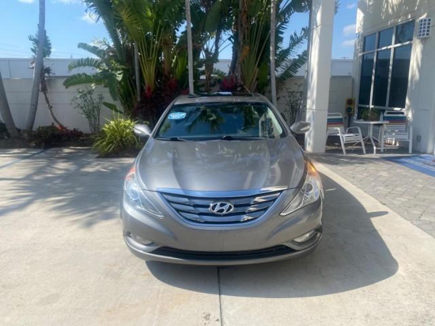 2013 Harbor Gray Metallic /Gray Hyundai Sonata Limited 29 SERVICES FL (5NPEC4AB5DH) with an 2.0L DOHC 16-Valve I4 Turbocharged GDI Engine engine, Automatic transmission, located at 4701 North Dixie Hwy, Pompano Beach, FL, 33064, (954) 422-2889, 26.240938, -80.123474 - OUR WEBPAGE FLORIDACARS1.COM HAS OVER 100 PHOTOS AND FREE CARFAX LINK 2013 HYUNDAI SONATA SE 2.0T VIN: 5NPEC4AB5DH558214 5 N P E C 4 A B 5 D H 5 5 8 2 1 4 SEDAN 4 DR 2.0L I4 F DOHC 16V GASOLINE FRONT WHEEL DRIVE Highlighted Features Sunroof CD Player Leather Seats Alloy Wheels Power Windows Power Lo - Photo#2