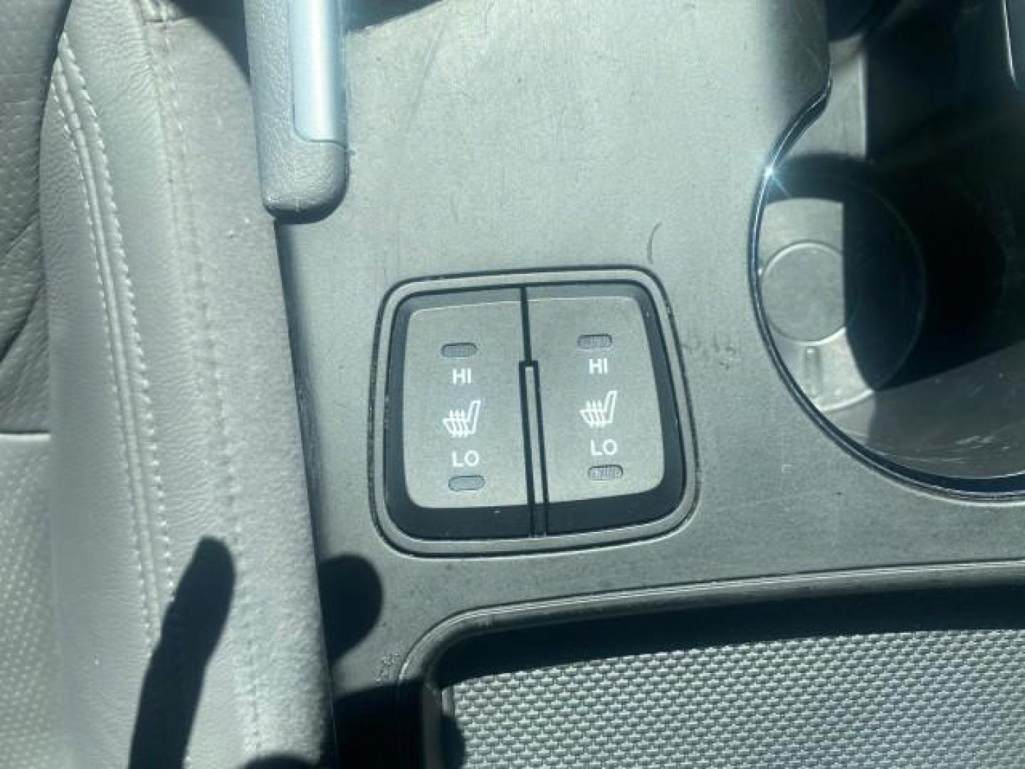 2013 Harbor Gray Metallic /Gray Hyundai Sonata Limited 29 SERVICES FL (5NPEC4AB5DH) with an 2.0L DOHC 16-Valve I4 Turbocharged GDI Engine engine, Automatic transmission, located at 4701 North Dixie Hwy, Pompano Beach, FL, 33064, (954) 422-2889, 26.240938, -80.123474 - OUR WEBPAGE FLORIDACARS1.COM HAS OVER 100 PHOTOS AND FREE CARFAX LINK 2013 HYUNDAI SONATA SE 2.0T VIN: 5NPEC4AB5DH558214 5 N P E C 4 A B 5 D H 5 5 8 2 1 4 SEDAN 4 DR 2.0L I4 F DOHC 16V GASOLINE FRONT WHEEL DRIVE Highlighted Features Sunroof CD Player Leather Seats Alloy Wheels Power Windows Power Lo - Photo#49