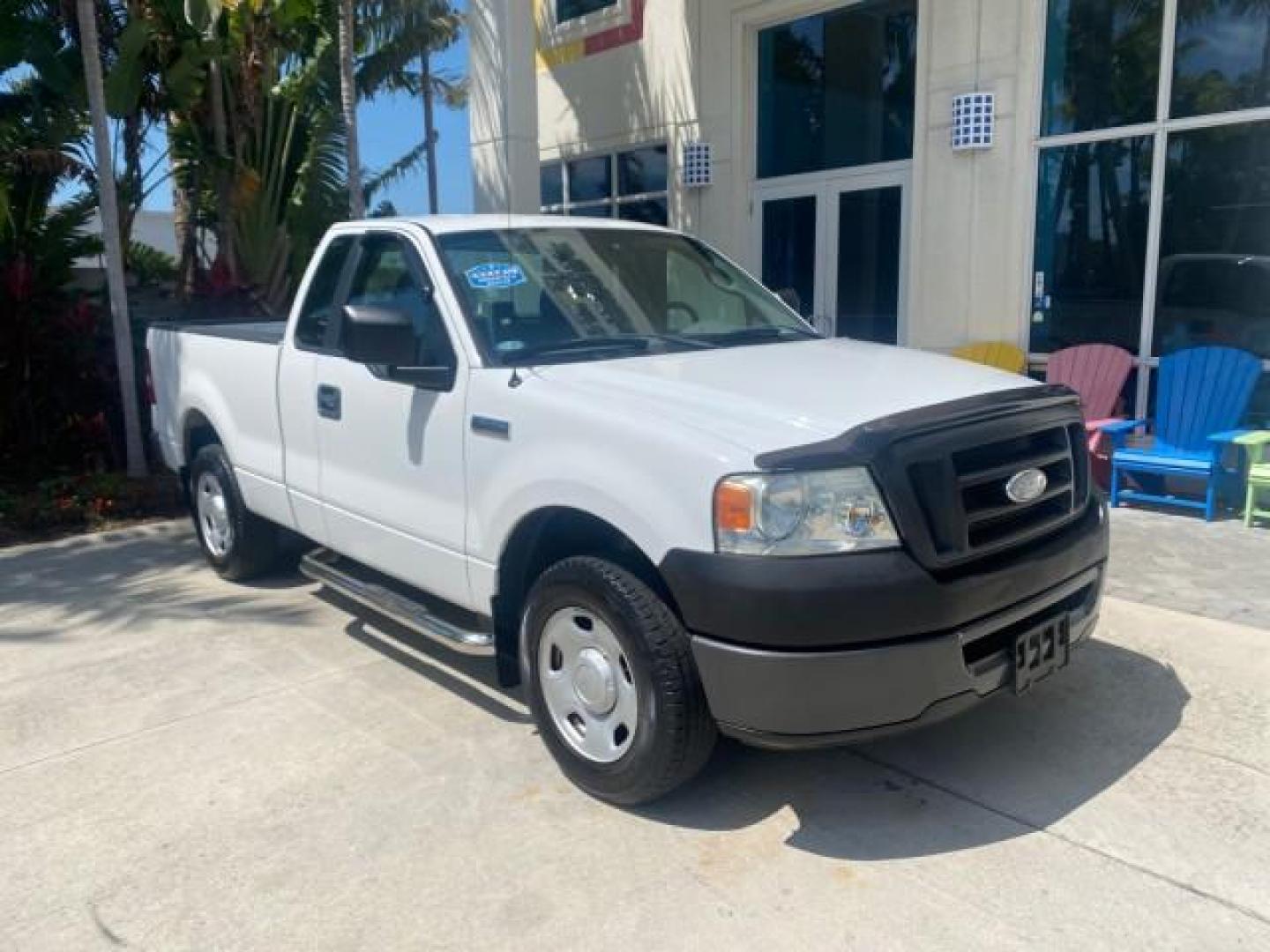 2008 Oxford White /Flint Ford F-150 XL LOW MILES 50,695 (1FTRF12288K) with an 4.2L EFI V6 Engine engine, Automatic transmission, located at 4701 North Dixie Hwy, Pompano Beach, FL, 33064, (954) 422-2889, 26.240938, -80.123474 - OUR WEBPAGE FLORIDACARS1.COM HAS OVER 100 PHOTOS AND FREE CARFAX LINK 2008 FORD F-150 STX 80 INCH BED VIN: 1FTRF12288KE96420 1 F T R F 1 2 2 8 8 K E 9 6 4 2 0 PICKUP 4.2L V6 F GASOLINE REAR WHEEL DRIVE Top Features Bed Liner Tow Hitch Running Boards Vinyl Seats Basic Features ABS Brakes Air Conditio - Photo#1