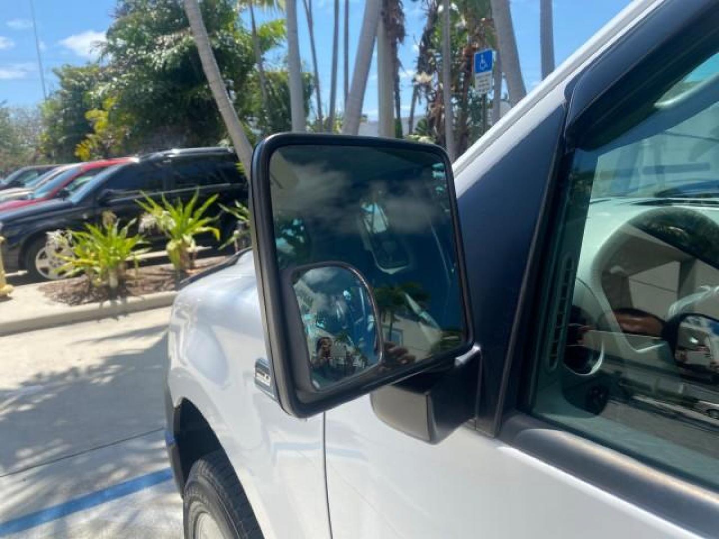 2008 Oxford White /Flint Ford F-150 XL LOW MILES 50,695 (1FTRF12288K) with an 4.2L EFI V6 Engine engine, Automatic transmission, located at 4701 North Dixie Hwy, Pompano Beach, FL, 33064, (954) 422-2889, 26.240938, -80.123474 - OUR WEBPAGE FLORIDACARS1.COM HAS OVER 100 PHOTOS AND FREE CARFAX LINK 2008 FORD F-150 STX 80 INCH BED VIN: 1FTRF12288KE96420 1 F T R F 1 2 2 8 8 K E 9 6 4 2 0 PICKUP 4.2L V6 F GASOLINE REAR WHEEL DRIVE Top Features Bed Liner Tow Hitch Running Boards Vinyl Seats Basic Features ABS Brakes Air Conditio - Photo#29
