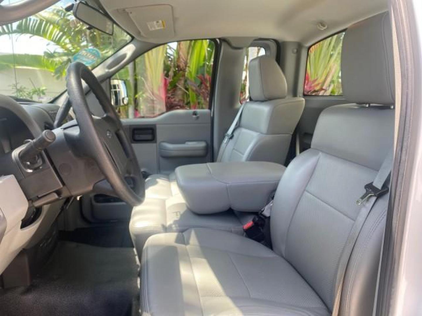 2008 Oxford White /Flint Ford F-150 XL LOW MILES 50,695 (1FTRF12288K) with an 4.2L EFI V6 Engine engine, Automatic transmission, located at 4701 North Dixie Hwy, Pompano Beach, FL, 33064, (954) 422-2889, 26.240938, -80.123474 - OUR WEBPAGE FLORIDACARS1.COM HAS OVER 100 PHOTOS AND FREE CARFAX LINK 2008 FORD F-150 STX 80 INCH BED VIN: 1FTRF12288KE96420 1 F T R F 1 2 2 8 8 K E 9 6 4 2 0 PICKUP 4.2L V6 F GASOLINE REAR WHEEL DRIVE Top Features Bed Liner Tow Hitch Running Boards Vinyl Seats Basic Features ABS Brakes Air Conditio - Photo#35
