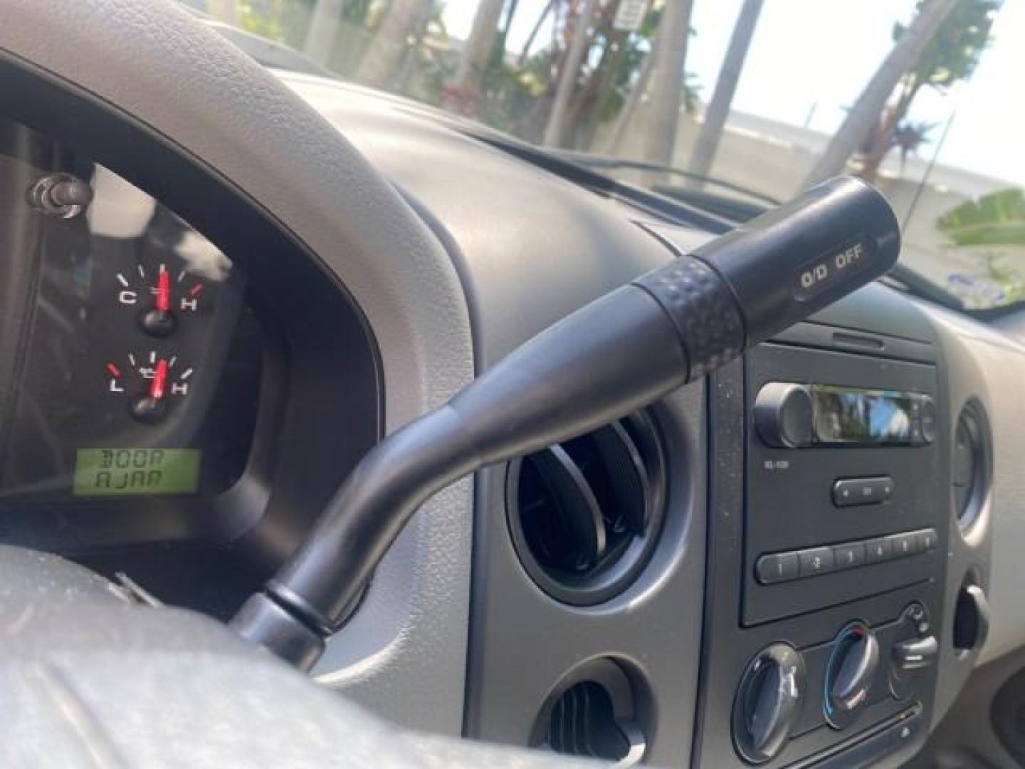 2008 Oxford White /Flint Ford F-150 XL LOW MILES 50,695 (1FTRF12288K) with an 4.2L EFI V6 Engine engine, Automatic transmission, located at 4701 North Dixie Hwy, Pompano Beach, FL, 33064, (954) 422-2889, 26.240938, -80.123474 - OUR WEBPAGE FLORIDACARS1.COM HAS OVER 100 PHOTOS AND FREE CARFAX LINK 2008 FORD F-150 STX 80 INCH BED VIN: 1FTRF12288KE96420 1 F T R F 1 2 2 8 8 K E 9 6 4 2 0 PICKUP 4.2L V6 F GASOLINE REAR WHEEL DRIVE Top Features Bed Liner Tow Hitch Running Boards Vinyl Seats Basic Features ABS Brakes Air Conditio - Photo#40