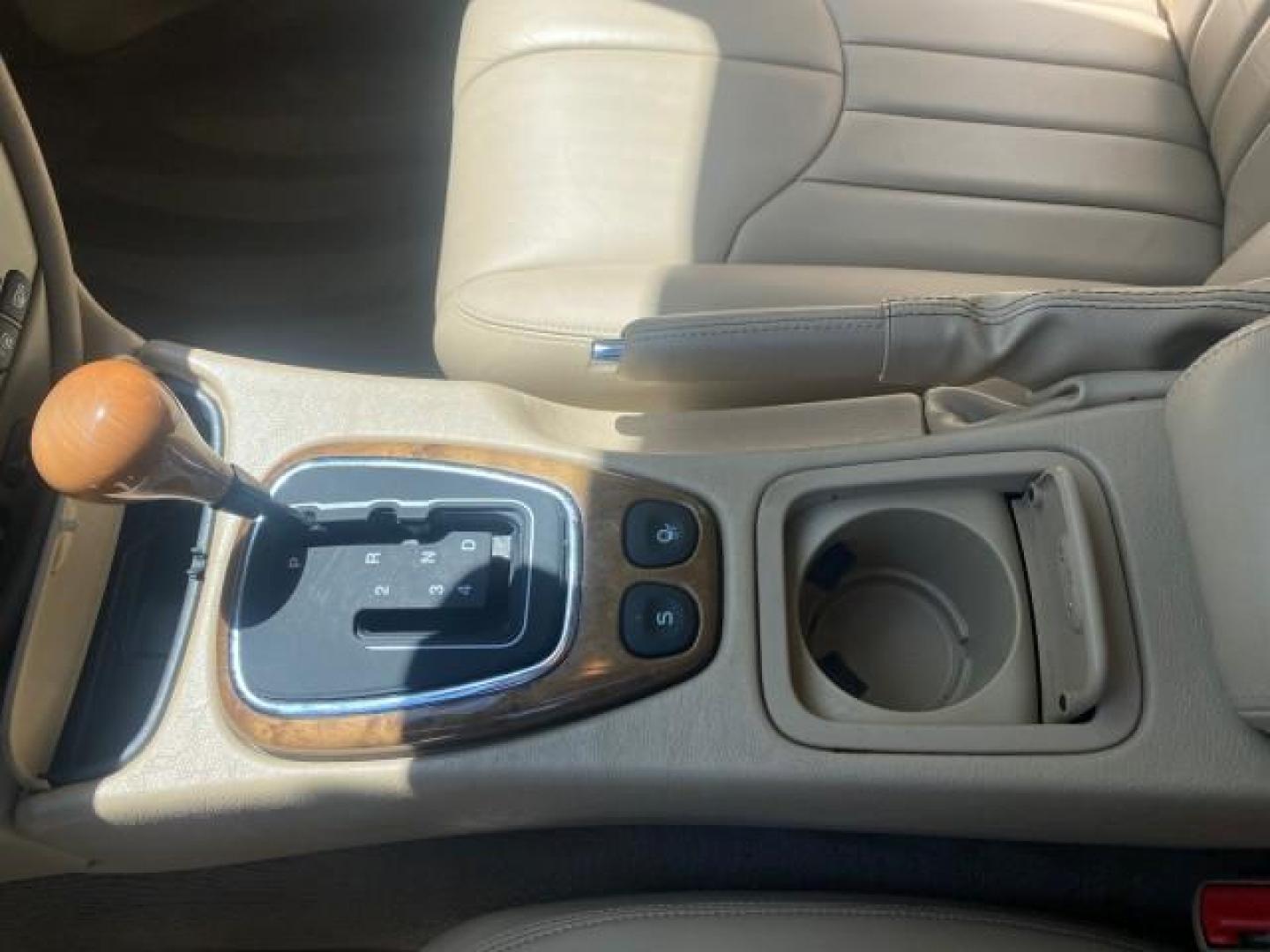 2001 Roman Bronze /Ivory Jaguar S-TYPE V8 4.0 LOW MILES 49,009 (SAJDA01P01G) with an 4.0L DOHC SMPI 32-Valve Aluminum Alloy V8 Engine engine, Automatic transmission, located at 4701 North Dixie Hwy, Pompano Beach, FL, 33064, (954) 422-2889, 26.240938, -80.123474 - OUR WEBPAGE FLORIDACARS1.COM HAS OVER 100 PHOTOS AND FREE CARFAX LINK 2001 JAGUAR S-TYPE 4.0 $ 49,355 NEW VIN: SAJDA01P01GM10625 S A J D A 0 1 P 0 1 G M 1 0 6 2 5 SEDAN 4 DR 4.0L V8 F DOHC 32V GASOLINE REAR WHEEL DRIVE Top Features Alloy Wheels Navigation System Front Seat Heaters Parking Sensors Le - Photo#46