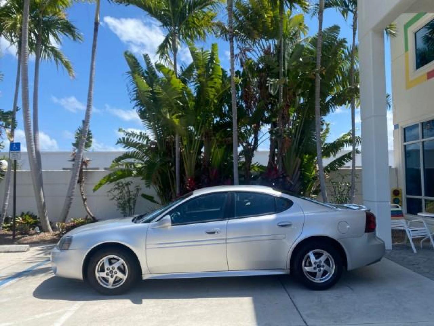 2004 Greystone Metallic /Dark Pewter Pontiac Grand Prix GT2 LOW MILES 76,788 1 OWNER FL (2G2WS522041) with an 3.8L 3800 Series Iii V6 SFI Engine engine, Automatic transmission, located at 4701 North Dixie Hwy, Pompano Beach, FL, 33064, (954) 422-2889, 26.240938, -80.123474 - OUR WEBPAGE FLORIDACARS1.COM HAS OVER 100 PHOTOS AND FREE CARFAX LINK 2004 PONTIAC GRAND PRIX GT2 VIN: 2G2WS522041302919 2 G 2 W S 5 2 2 0 4 1 3 0 2 9 1 9 SEDAN 4 DR 3.8L V6 F 30 MPG THE BEST GASOLINE FRONT WHEEL DRIVE Top Features Alloy Wheels Cloth Seats Basic Features ABS Brakes CD Audio Power Mi - Photo#4
