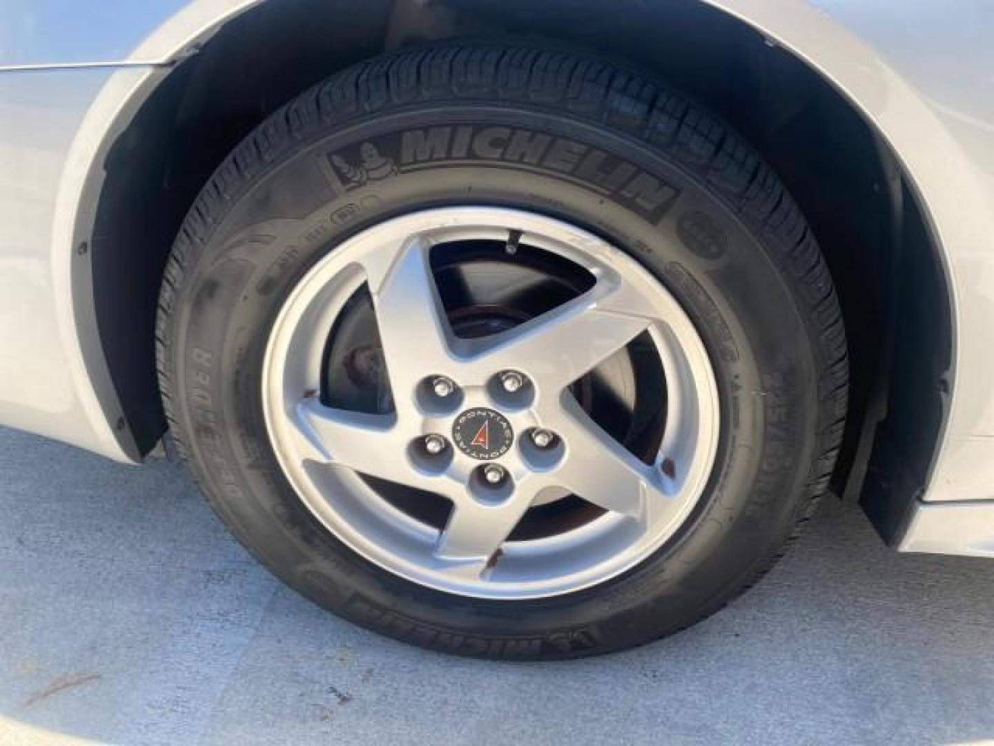 2004 Greystone Metallic /Dark Pewter Pontiac Grand Prix GT2 LOW MILES 76,788 1 OWNER FL (2G2WS522041) with an 3.8L 3800 Series Iii V6 SFI Engine engine, Automatic transmission, located at 4701 North Dixie Hwy, Pompano Beach, FL, 33064, (954) 422-2889, 26.240938, -80.123474 - OUR WEBPAGE FLORIDACARS1.COM HAS OVER 100 PHOTOS AND FREE CARFAX LINK 2004 PONTIAC GRAND PRIX GT2 VIN: 2G2WS522041302919 2 G 2 W S 5 2 2 0 4 1 3 0 2 9 1 9 SEDAN 4 DR 3.8L V6 F 30 MPG THE BEST GASOLINE FRONT WHEEL DRIVE Top Features Alloy Wheels Cloth Seats Basic Features ABS Brakes CD Audio Power Mi - Photo#19