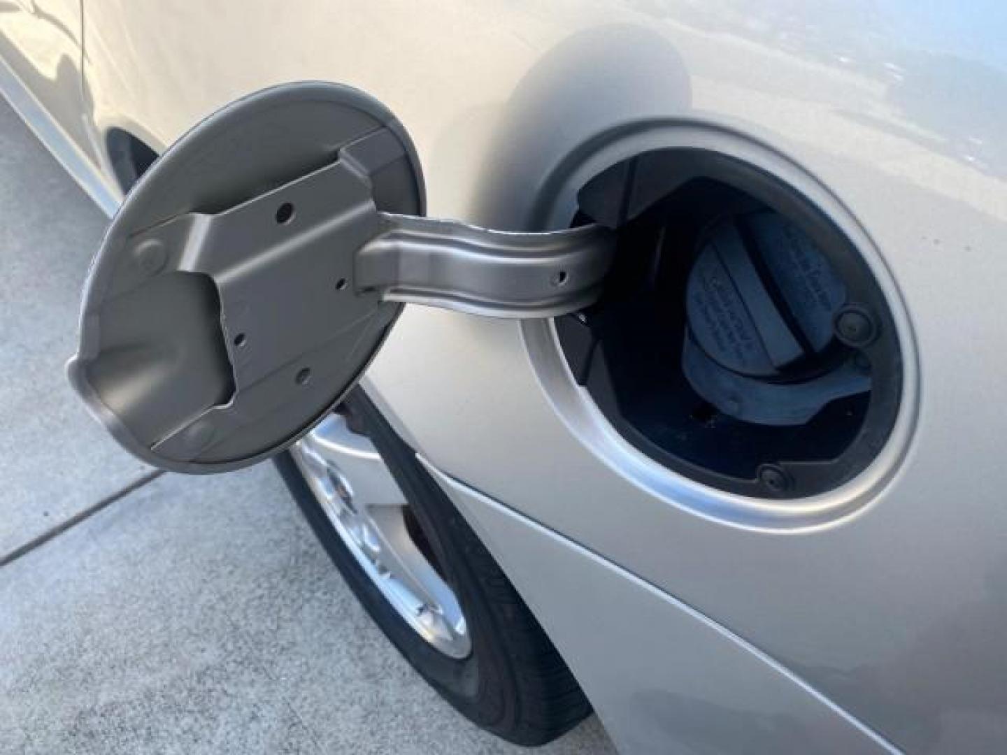 2004 Greystone Metallic /Dark Pewter Pontiac Grand Prix GT2 LOW MILES 76,788 1 OWNER FL (2G2WS522041) with an 3.8L 3800 Series Iii V6 SFI Engine engine, Automatic transmission, located at 4701 North Dixie Hwy, Pompano Beach, FL, 33064, (954) 422-2889, 26.240938, -80.123474 - OUR WEBPAGE FLORIDACARS1.COM HAS OVER 100 PHOTOS AND FREE CARFAX LINK 2004 PONTIAC GRAND PRIX GT2 VIN: 2G2WS522041302919 2 G 2 W S 5 2 2 0 4 1 3 0 2 9 1 9 SEDAN 4 DR 3.8L V6 F 30 MPG THE BEST GASOLINE FRONT WHEEL DRIVE Top Features Alloy Wheels Cloth Seats Basic Features ABS Brakes CD Audio Power Mi - Photo#69