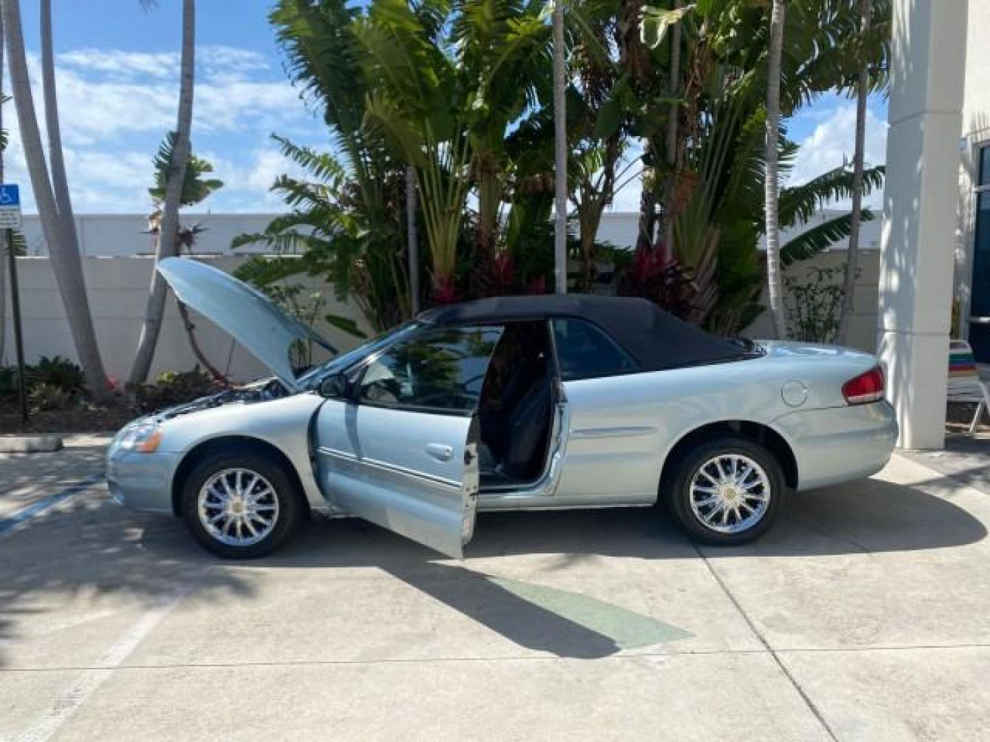 2002 Steel Blue Pearl /Deep Royal Blue Chrysler Sebring Limited 1 OWNER FL LOW MILES 37,932 (1C3EL65RX2N) with an 2.7L MFI DOHC 24-Valve V6 Engine engine, Automatic transmission, located at 4701 North Dixie Hwy, Pompano Beach, FL, 33064, (954) 422-2889, 26.240938, -80.123474 - OUR WEBPAGE FLORIDACARS1.COM HAS OVER 100 PHOTOS AND FREE CARFAX LINK 2002 CHRYSLER SEBRING LIMITED VIN: 1C3EL65RX2N127842 1 C 3 E L 6 5 R X 2 N 1 2 7 8 4 2 CONVERTIBLE 2.7L V6 F DOHC GASOLINE FRONT WHEEL DRIVE Top Features Alloy Wheels Soft Top Infinity Sound System Sunroof(s) Leather Seats Basic F - Photo#8