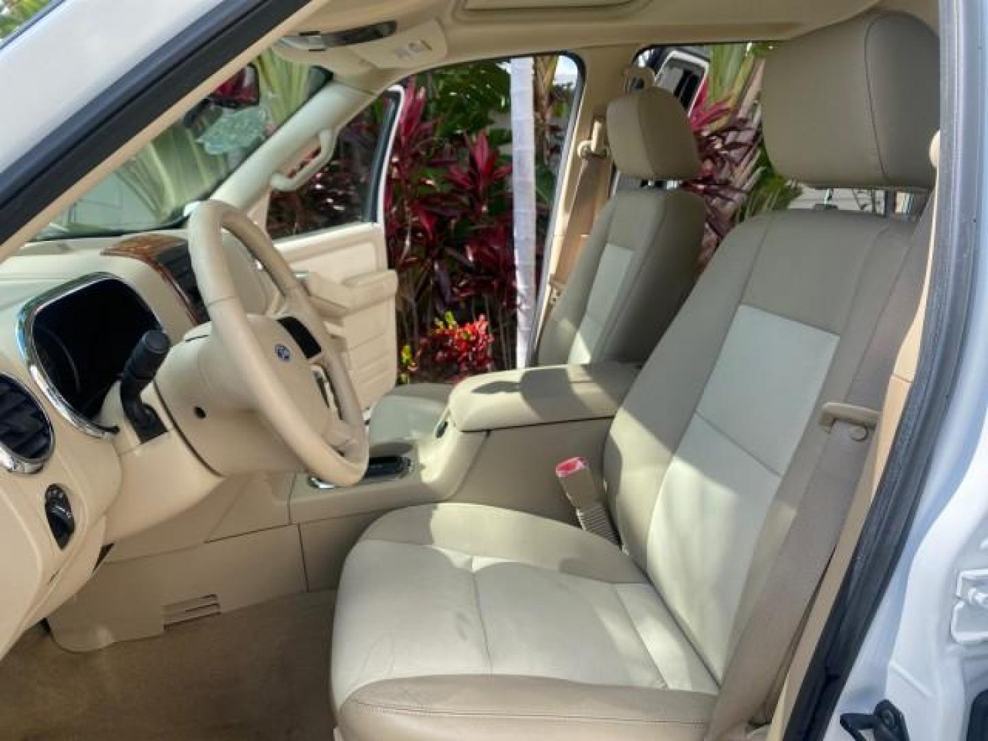 2006 Oxford White /Camel Ford Explorer Eddie Bauer 1 OWNER LOW MILES 88,841 (1FMEU64E56U) with an 4.0L SOHC V6 Engine engine, Automatic transmission, located at 4701 North Dixie Hwy, Pompano Beach, FL, 33064, (954) 422-2889, 26.240938, -80.123474 - OUR WEBPAGE FLORIDACARS1.COM HAS OVER 100 PHOTOS AND FREE CARFAX LINK 2006 FORD EXPLORER EDDIE BAUER VIN: 1FMEU64E56UA54894 1 F M E U 6 4 E 5 6 U A 5 4 8 9 4 4 DOOR WAGON/SPORT UTILITY 4.0L V6 F SOHC GASOLINE REAR WHEEL DRIVE Top Features Alloy Wheels Running Boards Leather Seats Sunroof(s) Parking - Photo#10