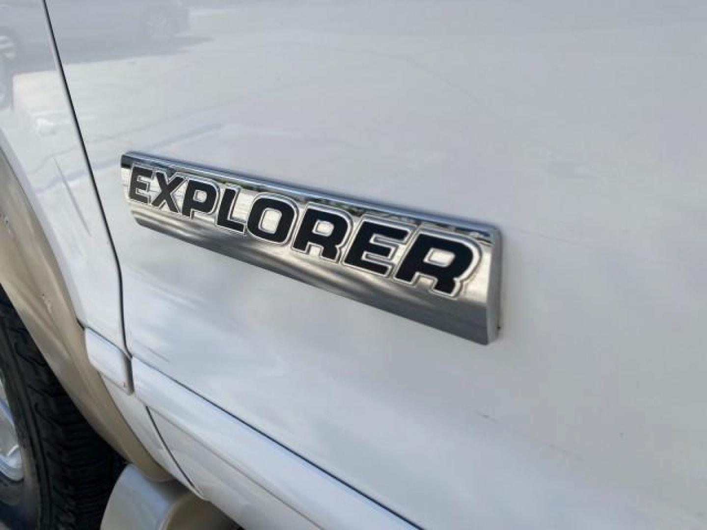 2006 Oxford White /Camel Ford Explorer Eddie Bauer 1 OWNER LOW MILES 88,841 (1FMEU64E56U) with an 4.0L SOHC V6 Engine engine, Automatic transmission, located at 4701 North Dixie Hwy, Pompano Beach, FL, 33064, (954) 422-2889, 26.240938, -80.123474 - OUR WEBPAGE FLORIDACARS1.COM HAS OVER 100 PHOTOS AND FREE CARFAX LINK 2006 FORD EXPLORER EDDIE BAUER VIN: 1FMEU64E56UA54894 1 F M E U 6 4 E 5 6 U A 5 4 8 9 4 4 DOOR WAGON/SPORT UTILITY 4.0L V6 F SOHC GASOLINE REAR WHEEL DRIVE Top Features Alloy Wheels Running Boards Leather Seats Sunroof(s) Parking - Photo#32
