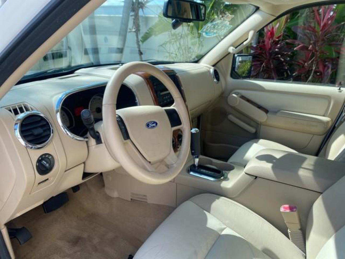 2006 Oxford White /Camel Ford Explorer Eddie Bauer 1 OWNER LOW MILES 88,841 (1FMEU64E56U) with an 4.0L SOHC V6 Engine engine, Automatic transmission, located at 4701 North Dixie Hwy, Pompano Beach, FL, 33064, (954) 422-2889, 26.240938, -80.123474 - OUR WEBPAGE FLORIDACARS1.COM HAS OVER 100 PHOTOS AND FREE CARFAX LINK 2006 FORD EXPLORER EDDIE BAUER VIN: 1FMEU64E56UA54894 1 F M E U 6 4 E 5 6 U A 5 4 8 9 4 4 DOOR WAGON/SPORT UTILITY 4.0L V6 F SOHC GASOLINE REAR WHEEL DRIVE Top Features Alloy Wheels Running Boards Leather Seats Sunroof(s) Parking - Photo#36