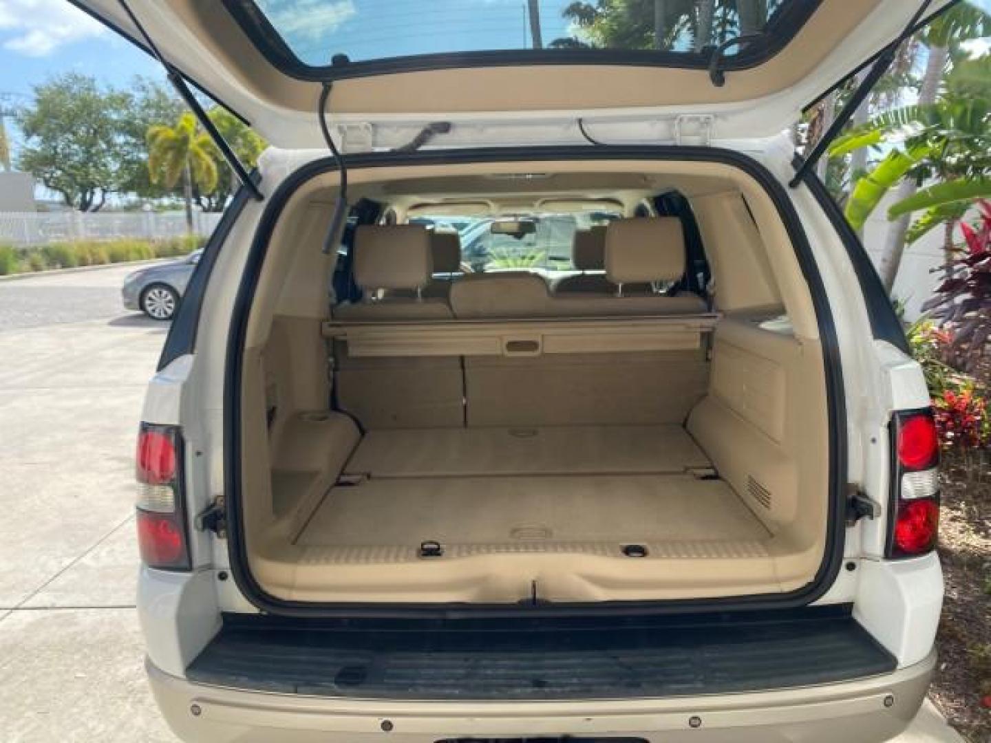2006 Oxford White /Camel Ford Explorer Eddie Bauer 1 OWNER LOW MILES 88,841 (1FMEU64E56U) with an 4.0L SOHC V6 Engine engine, Automatic transmission, located at 4701 North Dixie Hwy, Pompano Beach, FL, 33064, (954) 422-2889, 26.240938, -80.123474 - OUR WEBPAGE FLORIDACARS1.COM HAS OVER 100 PHOTOS AND FREE CARFAX LINK 2006 FORD EXPLORER EDDIE BAUER VIN: 1FMEU64E56UA54894 1 F M E U 6 4 E 5 6 U A 5 4 8 9 4 4 DOOR WAGON/SPORT UTILITY 4.0L V6 F SOHC GASOLINE REAR WHEEL DRIVE Top Features Alloy Wheels Running Boards Leather Seats Sunroof(s) Parking - Photo#76