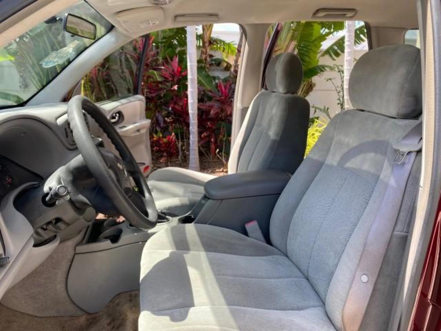 2005 Majestic Red Metallic /Light Gray Chevrolet TrailBlazer LS 39 SERVICES 1 OWNER (1GNDS13SX52) with an 4.2L Vortec 4200 SFI I6 Engine engine, Automatic transmission, located at 4701 North Dixie Hwy, Pompano Beach, FL, 33064, (954) 422-2889, 26.240938, -80.123474 - OUR WEBPAGE FLORIDACARS1.COM HAS OVER 100 PHOTOS AND FREE CARFAX LINK 2005 CHEVROLET TRAILBLAZER LS VIN: 1GNDS13SX52293455 1 G N D S 1 3 S X 5 2 2 9 3 4 5 5 4 DOOR WAGON/SPORT UTILITY 4.2L I6 F GASOLINE REAR WHEEL DRIVE TIRES LOOK NEW! Top Features Alloy Wheels Running Boards Cloth Seats Tow Hitch C - Photo#10