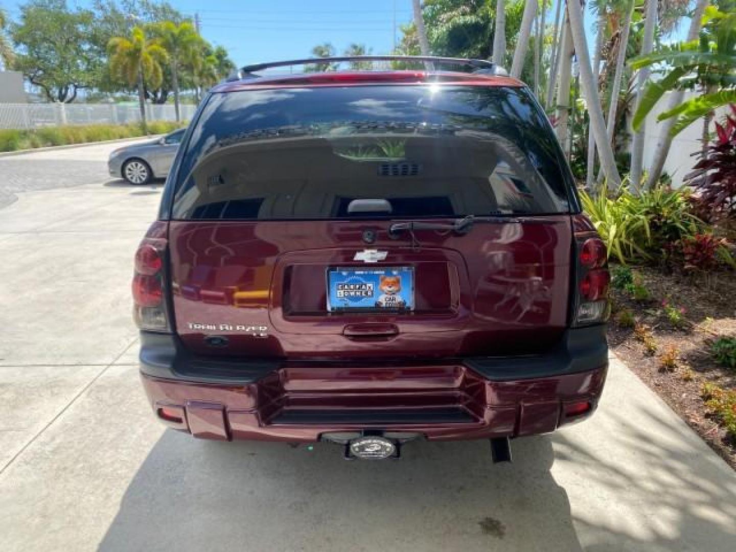 2005 Majestic Red Metallic /Light Gray Chevrolet TrailBlazer LS 39 SERVICES 1 OWNER (1GNDS13SX52) with an 4.2L Vortec 4200 SFI I6 Engine engine, Automatic transmission, located at 4701 North Dixie Hwy, Pompano Beach, FL, 33064, (954) 422-2889, 26.240938, -80.123474 - OUR WEBPAGE FLORIDACARS1.COM HAS OVER 100 PHOTOS AND FREE CARFAX LINK 2005 CHEVROLET TRAILBLAZER LS VIN: 1GNDS13SX52293455 1 G N D S 1 3 S X 5 2 2 9 3 4 5 5 4 DOOR WAGON/SPORT UTILITY 4.2L I6 F GASOLINE REAR WHEEL DRIVE TIRES LOOK NEW! Top Features Alloy Wheels Running Boards Cloth Seats Tow Hitch C - Photo#74