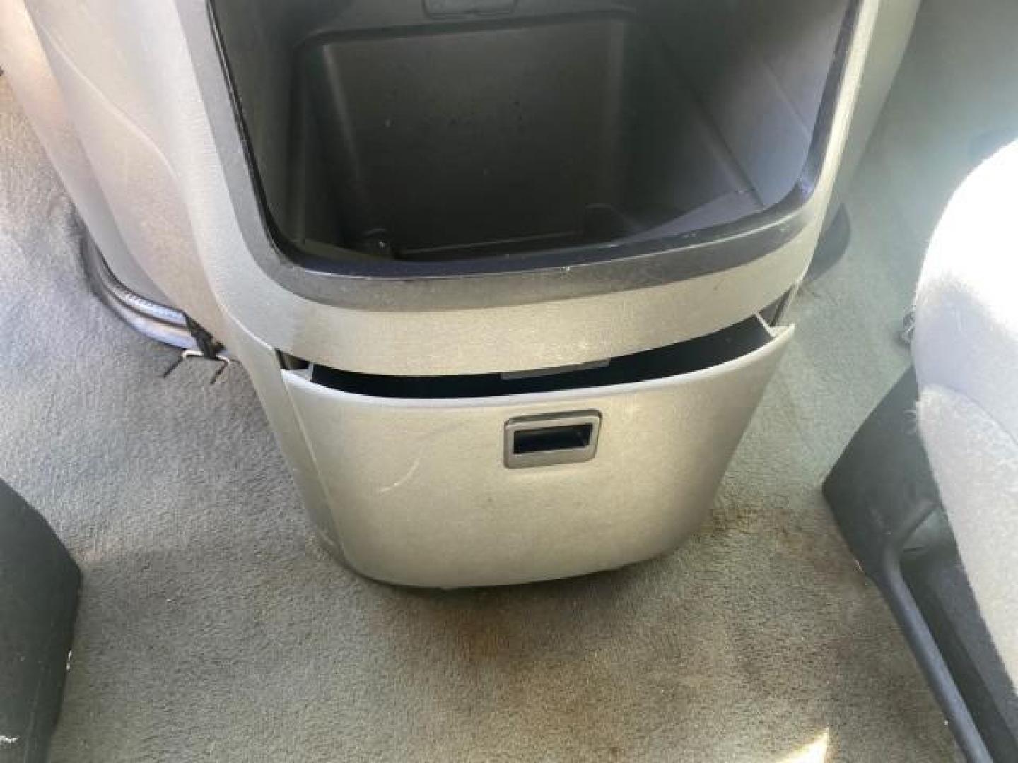 2005 Silver Metallic /Medium Flint Ford Econoline Wagon XLT E350 15 PASS LOW MILES 64,506 (1FBSS31L65H) with an 5.4L EFI V8 Engine engine, Automatic transmission, located at 4701 North Dixie Hwy, Pompano Beach, FL, 33064, (954) 422-2889, 26.240938, -80.123474 - OUR WEBPAGE FLORIDACARS1.COM HAS OVER 100 PHOTOS AND FREE CARFAX LINK 2005 FORD E-SERIES E-350 SD XLT WE HAVE 4 NEW TIRES INCLUDED VIN: 1FBSS31L65HA83248 1 F B S S 3 1 L 6 5 H A 8 3 2 4 8 VAN 5.4L V8 F TOW PKG WE ADDED NEW CLOTH HEADLINER SAGGING FROM AGE GASOLINE REAR WHEEL DRIVE Top Features Cloth - Photo#48