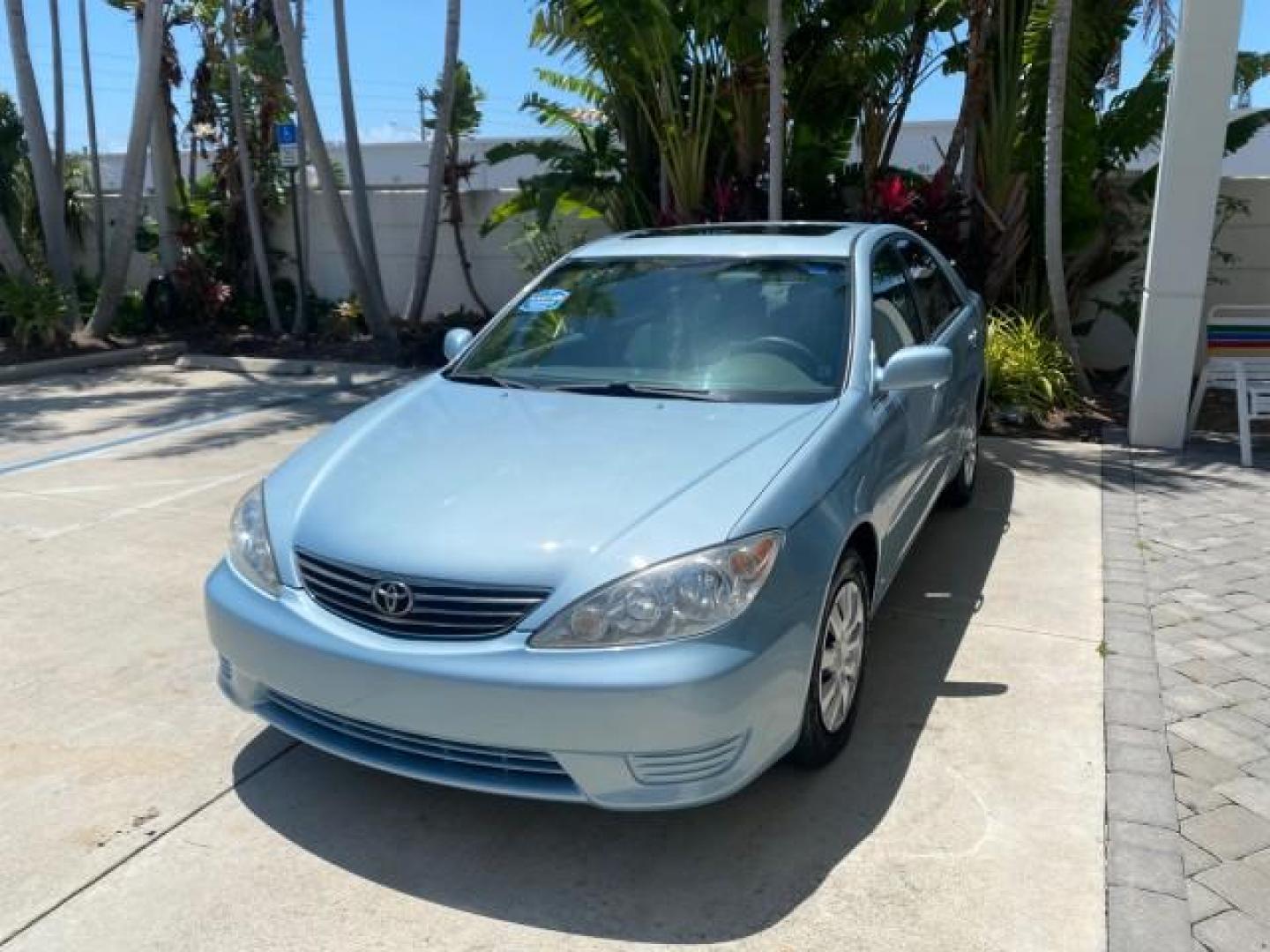 2005 Sky Blue Pearl /Stone Toyota Camry LE FL LOW MILES SUNROOF LEATHER (4T1BE32K25U) with an 2.4L DOHC SEFI Vvti 16-Valve 4-Cyl Engine engine, Automatic transmission, located at 4701 North Dixie Hwy, Pompano Beach, FL, 33064, (954) 422-2889, 26.240938, -80.123474 - OUR WEBPAGE FLORIDACARS1.COM HAS OVER 100 PHOTOS AND FREE CARFAX LINK 2005 TOYOTA CAMRY LE SUNROOF LEATHER VIN: 4T1BE32K25U531416 4 T 1 B E 3 2 K 2 5 U 5 3 1 4 1 6 SEDAN 4 DR 2.4L I4 F DOHC 16V 4 CYL 34 MPG GASOLINE FRONT WHEEL DRIVE Top Features JBL Sound System Leather Seats Basic Features ABS Bra - Photo#3