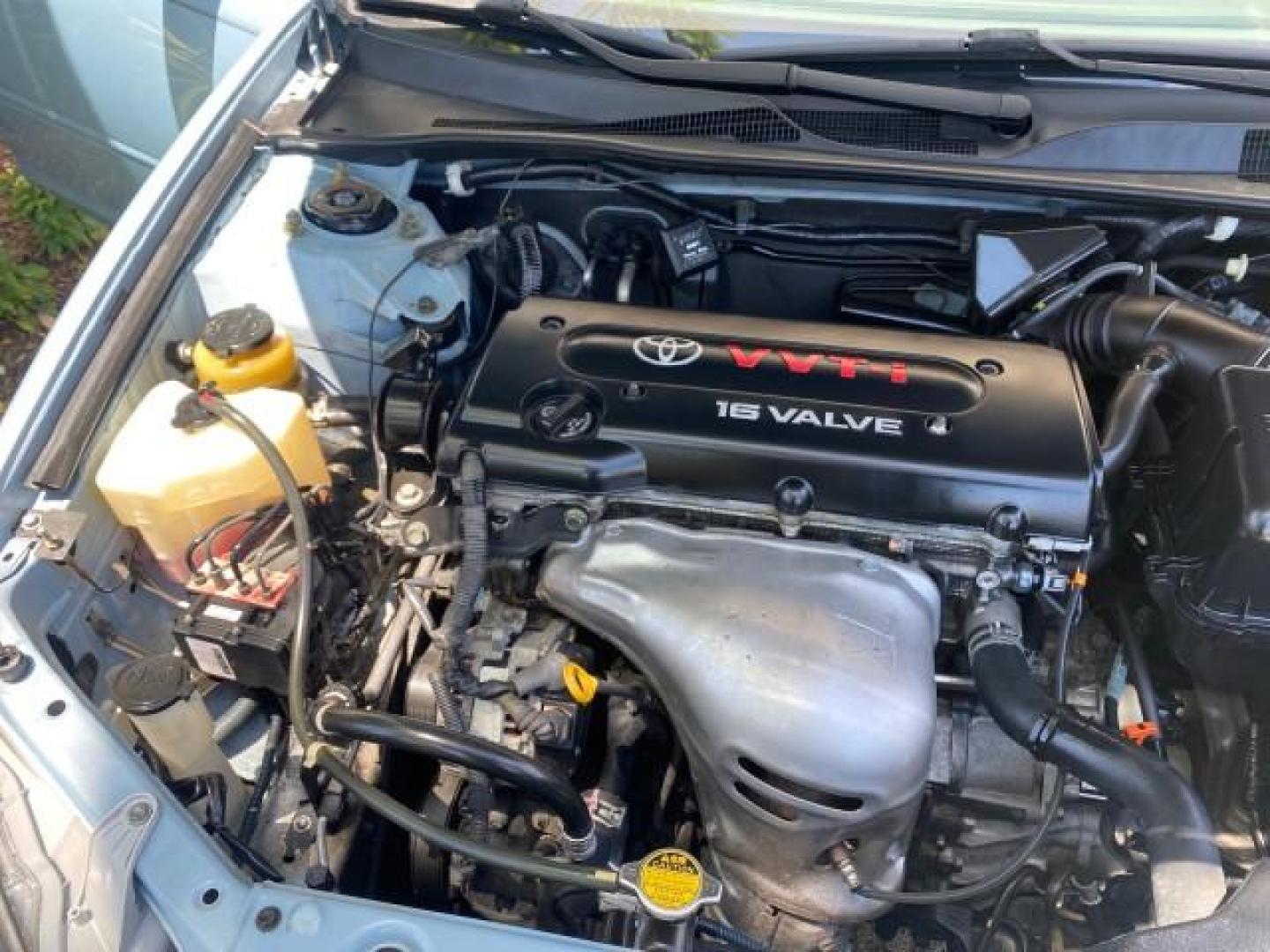 2005 Sky Blue Pearl /Stone Toyota Camry LE FL LOW MILES SUNROOF LEATHER (4T1BE32K25U) with an 2.4L DOHC SEFI Vvti 16-Valve 4-Cyl Engine engine, Automatic transmission, located at 4701 North Dixie Hwy, Pompano Beach, FL, 33064, (954) 422-2889, 26.240938, -80.123474 - OUR WEBPAGE FLORIDACARS1.COM HAS OVER 100 PHOTOS AND FREE CARFAX LINK 2005 TOYOTA CAMRY LE SUNROOF LEATHER VIN: 4T1BE32K25U531416 4 T 1 B E 3 2 K 2 5 U 5 3 1 4 1 6 SEDAN 4 DR 2.4L I4 F DOHC 16V 4 CYL 34 MPG GASOLINE FRONT WHEEL DRIVE Top Features JBL Sound System Leather Seats Basic Features ABS Bra - Photo#25