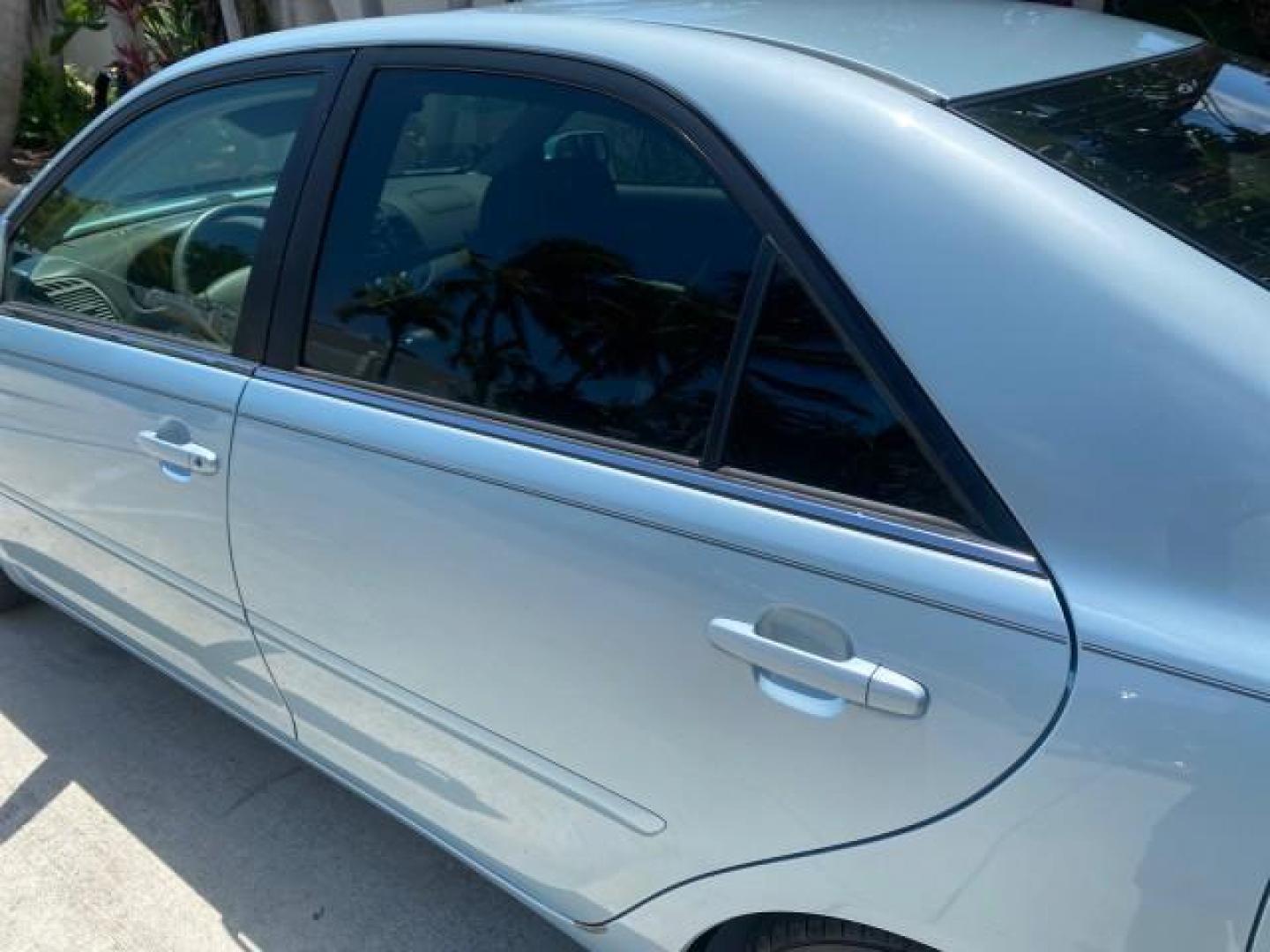 2005 Sky Blue Pearl /Stone Toyota Camry LE FL LOW MILES SUNROOF LEATHER (4T1BE32K25U) with an 2.4L DOHC SEFI Vvti 16-Valve 4-Cyl Engine engine, Automatic transmission, located at 4701 North Dixie Hwy, Pompano Beach, FL, 33064, (954) 422-2889, 26.240938, -80.123474 - OUR WEBPAGE FLORIDACARS1.COM HAS OVER 100 PHOTOS AND FREE CARFAX LINK 2005 TOYOTA CAMRY LE SUNROOF LEATHER VIN: 4T1BE32K25U531416 4 T 1 B E 3 2 K 2 5 U 5 3 1 4 1 6 SEDAN 4 DR 2.4L I4 F DOHC 16V 4 CYL 34 MPG GASOLINE FRONT WHEEL DRIVE Top Features JBL Sound System Leather Seats Basic Features ABS Bra - Photo#59