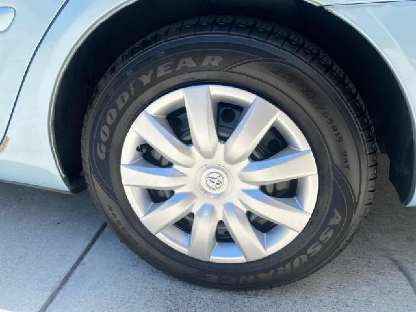 2005 Sky Blue Pearl /Stone Toyota Camry LE FL LOW MILES SUNROOF LEATHER (4T1BE32K25U) with an 2.4L DOHC SEFI Vvti 16-Valve 4-Cyl Engine engine, Automatic transmission, located at 4701 North Dixie Hwy, Pompano Beach, FL, 33064, (954) 422-2889, 26.240938, -80.123474 - OUR WEBPAGE FLORIDACARS1.COM HAS OVER 100 PHOTOS AND FREE CARFAX LINK 2005 TOYOTA CAMRY LE SUNROOF LEATHER VIN: 4T1BE32K25U531416 4 T 1 B E 3 2 K 2 5 U 5 3 1 4 1 6 SEDAN 4 DR 2.4L I4 F DOHC 16V 4 CYL 34 MPG GASOLINE FRONT WHEEL DRIVE Top Features JBL Sound System Leather Seats Basic Features ABS Bra - Photo#69