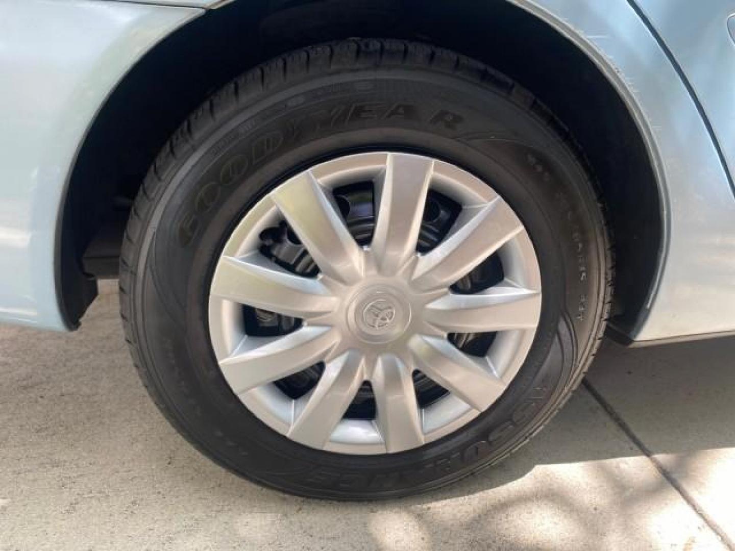 2005 Sky Blue Pearl /Stone Toyota Camry LE FL LOW MILES SUNROOF LEATHER (4T1BE32K25U) with an 2.4L DOHC SEFI Vvti 16-Valve 4-Cyl Engine engine, Automatic transmission, located at 4701 North Dixie Hwy, Pompano Beach, FL, 33064, (954) 422-2889, 26.240938, -80.123474 - OUR WEBPAGE FLORIDACARS1.COM HAS OVER 100 PHOTOS AND FREE CARFAX LINK 2005 TOYOTA CAMRY LE SUNROOF LEATHER VIN: 4T1BE32K25U531416 4 T 1 B E 3 2 K 2 5 U 5 3 1 4 1 6 SEDAN 4 DR 2.4L I4 F DOHC 16V 4 CYL 34 MPG GASOLINE FRONT WHEEL DRIVE Top Features JBL Sound System Leather Seats Basic Features ABS Bra - Photo#80