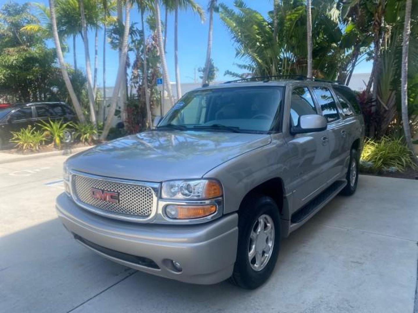 2005 Steel Gray Metallic /Stone Gray GMC Yukon XL Denali AWD LOW MILES 60,526 (1GKFK66U55J) with an 6.0L Vortec 6000 V8 SFI Engine engine, Automatic transmission, located at 4701 North Dixie Hwy, Pompano Beach, FL, 33064, (954) 422-2889, 26.240938, -80.123474 - OUR WEBPAGE FLORIDACARS1.COM HAS OVER 100 PHOTOS AND FREE CARFAX LINK 2005 GMC YUKON XL DENALI VIN: 1GKFK66U55J166568 1 G K F K 6 6 U 5 5 J 1 6 6 5 6 8 4 DOOR WAGON/SPORT UTILITY 6.0L V8 F GASOLINE ALL WHEEL DRIVE Top Features 4WD/AWD Rear Air Conditioning Alloy Wheels Rear Seat Heaters BOSE Sound S - Photo#3