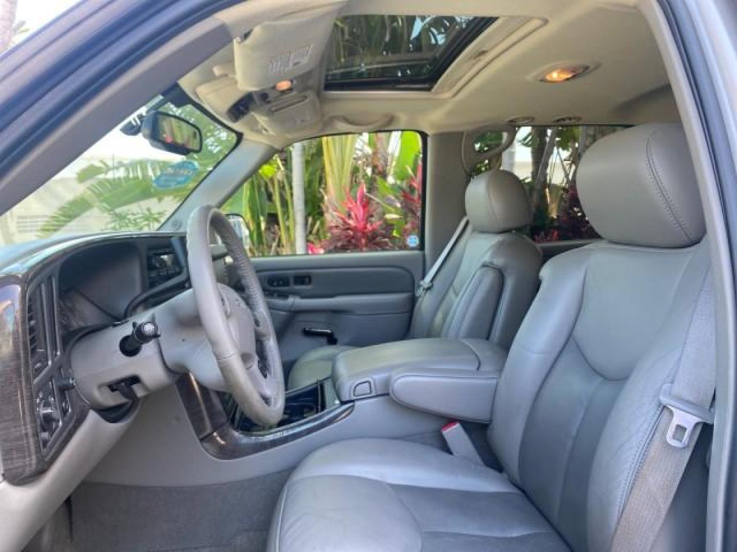 2005 Steel Gray Metallic /Stone Gray GMC Yukon XL Denali AWD LOW MILES 60,526 (1GKFK66U55J) with an 6.0L Vortec 6000 V8 SFI Engine engine, Automatic transmission, located at 4701 North Dixie Hwy, Pompano Beach, FL, 33064, (954) 422-2889, 26.240938, -80.123474 - OUR WEBPAGE FLORIDACARS1.COM HAS OVER 100 PHOTOS AND FREE CARFAX LINK 2005 GMC YUKON XL DENALI VIN: 1GKFK66U55J166568 1 G K F K 6 6 U 5 5 J 1 6 6 5 6 8 4 DOOR WAGON/SPORT UTILITY 6.0L V8 F GASOLINE ALL WHEEL DRIVE Top Features 4WD/AWD Rear Air Conditioning Alloy Wheels Rear Seat Heaters BOSE Sound S - Photo#32