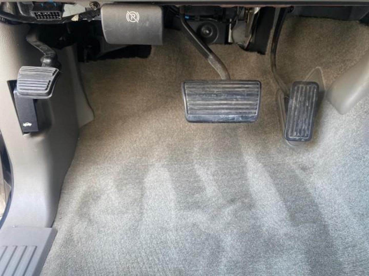2005 Steel Gray Metallic /Stone Gray GMC Yukon XL Denali AWD LOW MILES 60,526 (1GKFK66U55J) with an 6.0L Vortec 6000 V8 SFI Engine engine, Automatic transmission, located at 4701 North Dixie Hwy, Pompano Beach, FL, 33064, (954) 422-2889, 26.240938, -80.123474 - OUR WEBPAGE FLORIDACARS1.COM HAS OVER 100 PHOTOS AND FREE CARFAX LINK 2005 GMC YUKON XL DENALI VIN: 1GKFK66U55J166568 1 G K F K 6 6 U 5 5 J 1 6 6 5 6 8 4 DOOR WAGON/SPORT UTILITY 6.0L V8 F GASOLINE ALL WHEEL DRIVE Top Features 4WD/AWD Rear Air Conditioning Alloy Wheels Rear Seat Heaters BOSE Sound S - Photo#59