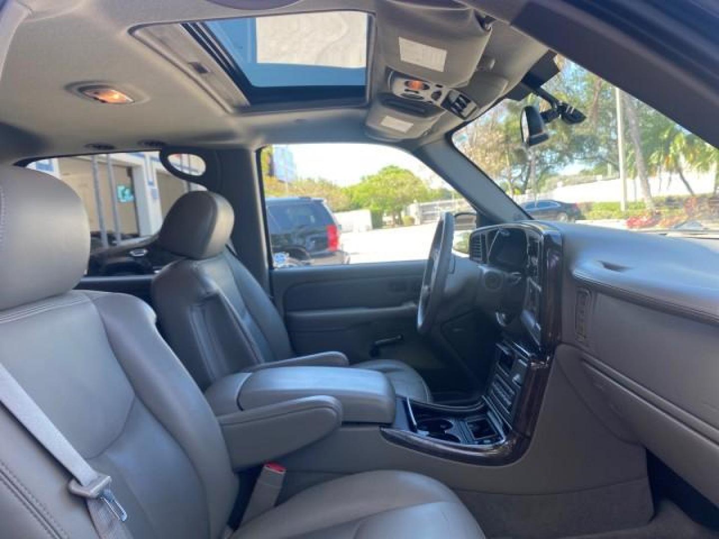 2005 Steel Gray Metallic /Stone Gray GMC Yukon XL Denali AWD LOW MILES 60,526 (1GKFK66U55J) with an 6.0L Vortec 6000 V8 SFI Engine engine, Automatic transmission, located at 4701 North Dixie Hwy, Pompano Beach, FL, 33064, (954) 422-2889, 26.240938, -80.123474 - OUR WEBPAGE FLORIDACARS1.COM HAS OVER 100 PHOTOS AND FREE CARFAX LINK 2005 GMC YUKON XL DENALI VIN: 1GKFK66U55J166568 1 G K F K 6 6 U 5 5 J 1 6 6 5 6 8 4 DOOR WAGON/SPORT UTILITY 6.0L V8 F GASOLINE ALL WHEEL DRIVE Top Features 4WD/AWD Rear Air Conditioning Alloy Wheels Rear Seat Heaters BOSE Sound S - Photo#98