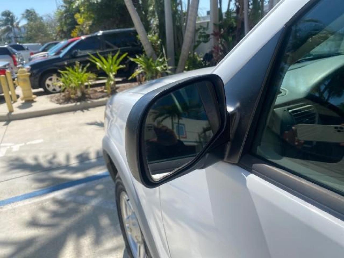 2002 Oxford White /Graphite Ford Explorer XLS FL RUNS LIKE NEW (1FMZU62E22U) with an 4.0L SOHC SEFI V6 Engine engine, Automatic transmission, located at 4701 North Dixie Hwy, Pompano Beach, FL, 33064, (954) 422-2889, 26.240938, -80.123474 - OUR WEBPAGE FLORIDACARS1.COM HAS OVER 100 PHOTOS AND FREE CARFAX LINK 2002 FORD EXPLORER XLS VIN: 1FMZU62E22UA45584 1 F M Z U 6 2 E 2 2 U A 4 5 5 8 4 4 DOOR WAGON/SPORT UTILITY 4.0L V6 F SOHC GASOLINE REAR WHEEL DRIVE Highlighted Features Full Roof Rack Tow Hitch CD Audio Power Windows Power Locks A - Photo#29