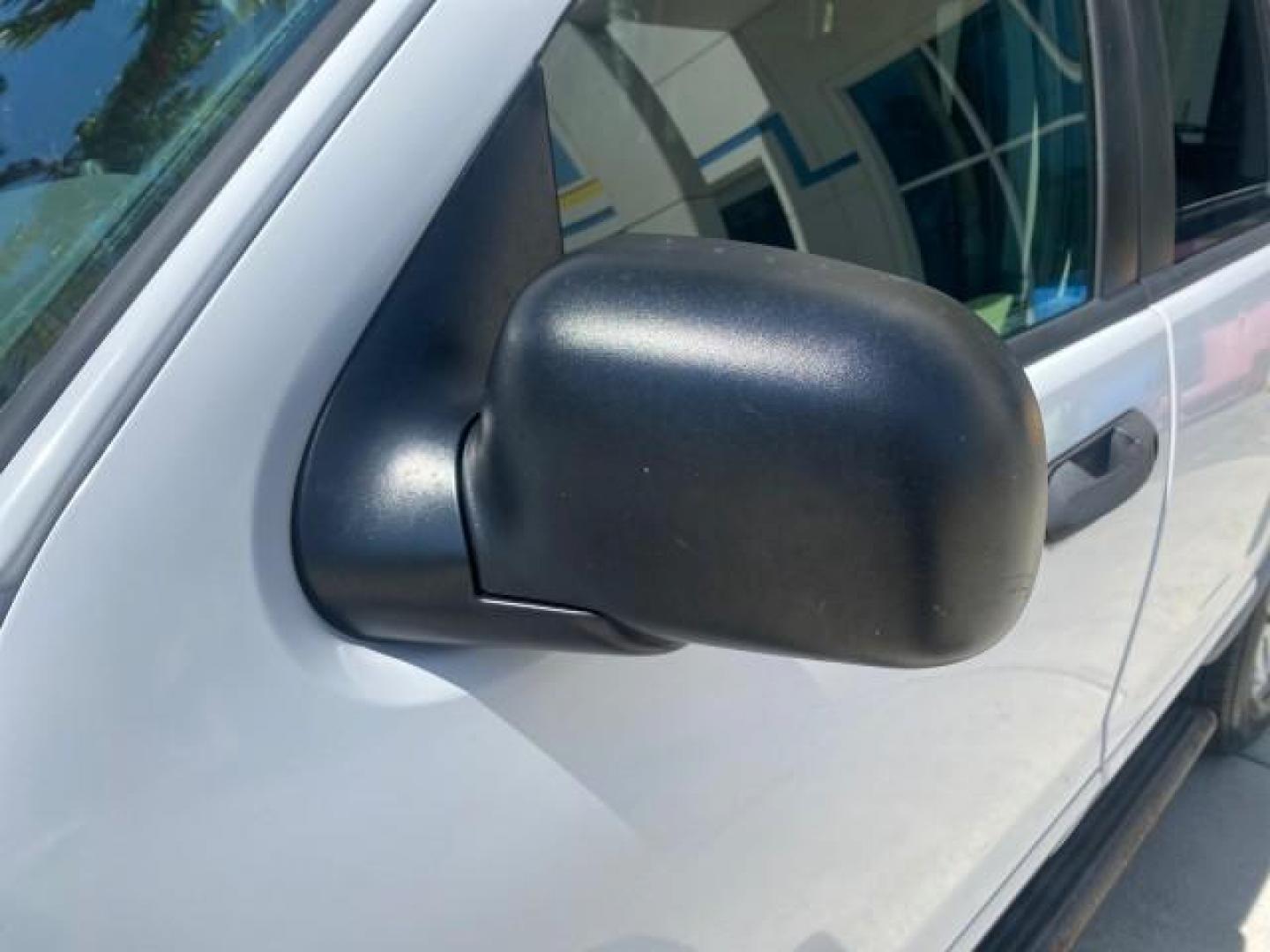 2002 Oxford White /Graphite Ford Explorer XLS FL RUNS LIKE NEW (1FMZU62E22U) with an 4.0L SOHC SEFI V6 Engine engine, Automatic transmission, located at 4701 North Dixie Hwy, Pompano Beach, FL, 33064, (954) 422-2889, 26.240938, -80.123474 - OUR WEBPAGE FLORIDACARS1.COM HAS OVER 100 PHOTOS AND FREE CARFAX LINK 2002 FORD EXPLORER XLS VIN: 1FMZU62E22UA45584 1 F M Z U 6 2 E 2 2 U A 4 5 5 8 4 4 DOOR WAGON/SPORT UTILITY 4.0L V6 F SOHC GASOLINE REAR WHEEL DRIVE Highlighted Features Full Roof Rack Tow Hitch CD Audio Power Windows Power Locks A - Photo#30