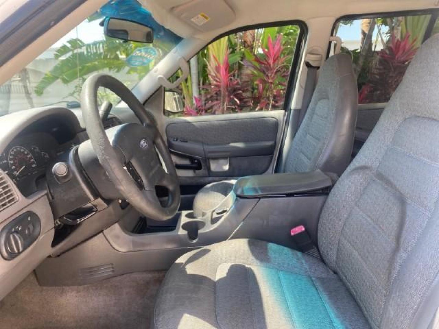 2002 Oxford White /Graphite Ford Explorer XLS FL RUNS LIKE NEW (1FMZU62E22U) with an 4.0L SOHC SEFI V6 Engine engine, Automatic transmission, located at 4701 North Dixie Hwy, Pompano Beach, FL, 33064, (954) 422-2889, 26.240938, -80.123474 - OUR WEBPAGE FLORIDACARS1.COM HAS OVER 100 PHOTOS AND FREE CARFAX LINK 2002 FORD EXPLORER XLS VIN: 1FMZU62E22UA45584 1 F M Z U 6 2 E 2 2 U A 4 5 5 8 4 4 DOOR WAGON/SPORT UTILITY 4.0L V6 F SOHC GASOLINE REAR WHEEL DRIVE Highlighted Features Full Roof Rack Tow Hitch CD Audio Power Windows Power Locks A - Photo#34