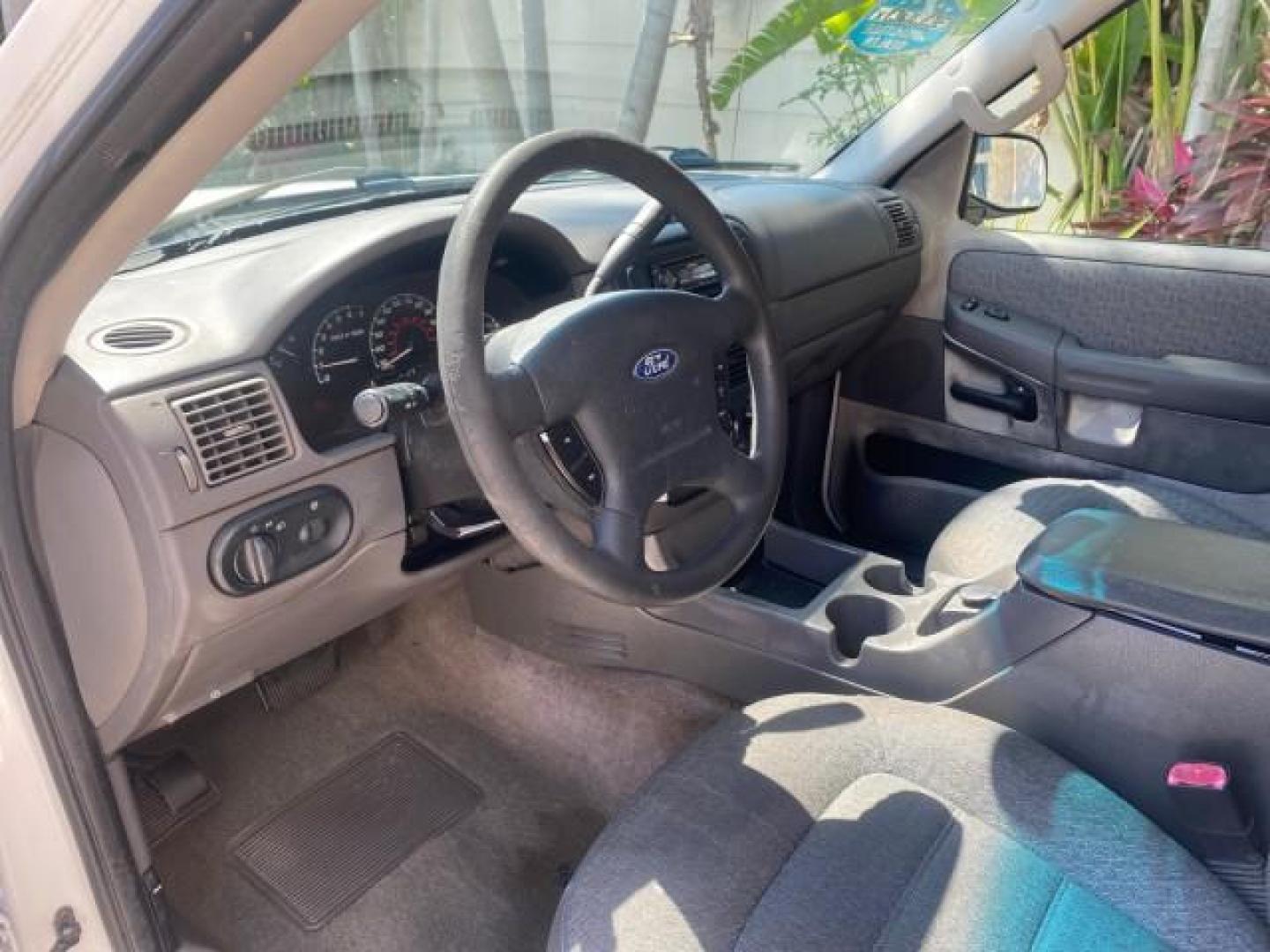 2002 Oxford White /Graphite Ford Explorer XLS FL RUNS LIKE NEW (1FMZU62E22U) with an 4.0L SOHC SEFI V6 Engine engine, Automatic transmission, located at 4701 North Dixie Hwy, Pompano Beach, FL, 33064, (954) 422-2889, 26.240938, -80.123474 - OUR WEBPAGE FLORIDACARS1.COM HAS OVER 100 PHOTOS AND FREE CARFAX LINK 2002 FORD EXPLORER XLS VIN: 1FMZU62E22UA45584 1 F M Z U 6 2 E 2 2 U A 4 5 5 8 4 4 DOOR WAGON/SPORT UTILITY 4.0L V6 F SOHC GASOLINE REAR WHEEL DRIVE Highlighted Features Full Roof Rack Tow Hitch CD Audio Power Windows Power Locks A - Photo#35