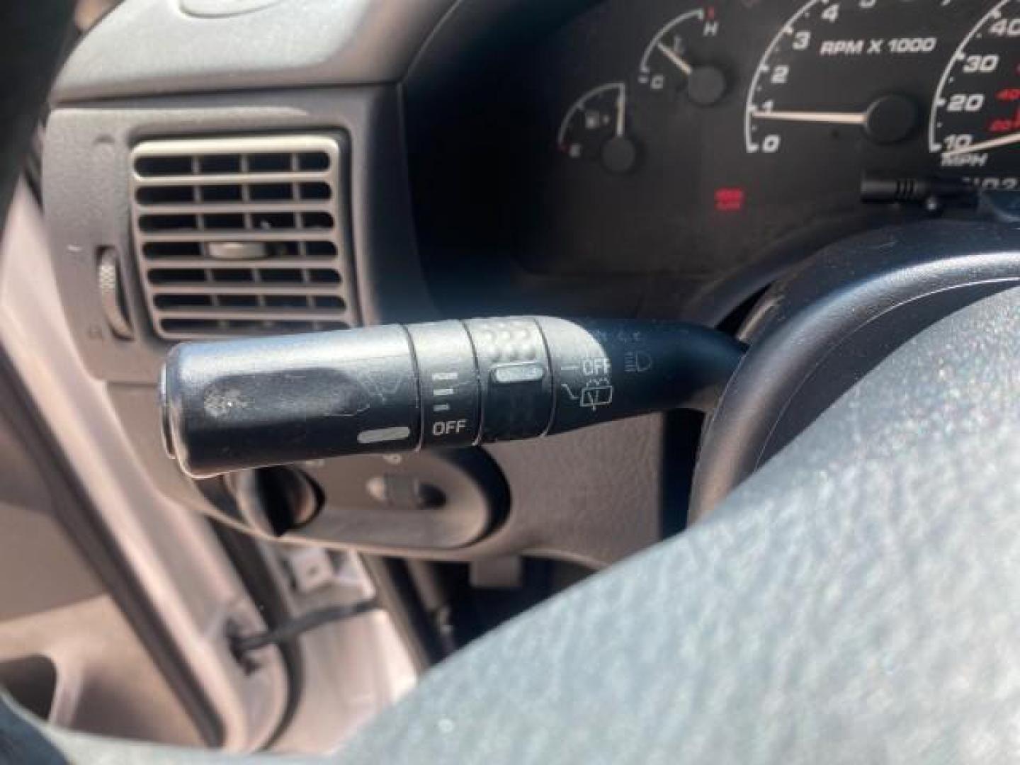 2002 Oxford White /Graphite Ford Explorer XLS FL RUNS LIKE NEW (1FMZU62E22U) with an 4.0L SOHC SEFI V6 Engine engine, Automatic transmission, located at 4701 North Dixie Hwy, Pompano Beach, FL, 33064, (954) 422-2889, 26.240938, -80.123474 - OUR WEBPAGE FLORIDACARS1.COM HAS OVER 100 PHOTOS AND FREE CARFAX LINK 2002 FORD EXPLORER XLS VIN: 1FMZU62E22UA45584 1 F M Z U 6 2 E 2 2 U A 4 5 5 8 4 4 DOOR WAGON/SPORT UTILITY 4.0L V6 F SOHC GASOLINE REAR WHEEL DRIVE Highlighted Features Full Roof Rack Tow Hitch CD Audio Power Windows Power Locks A - Photo#39