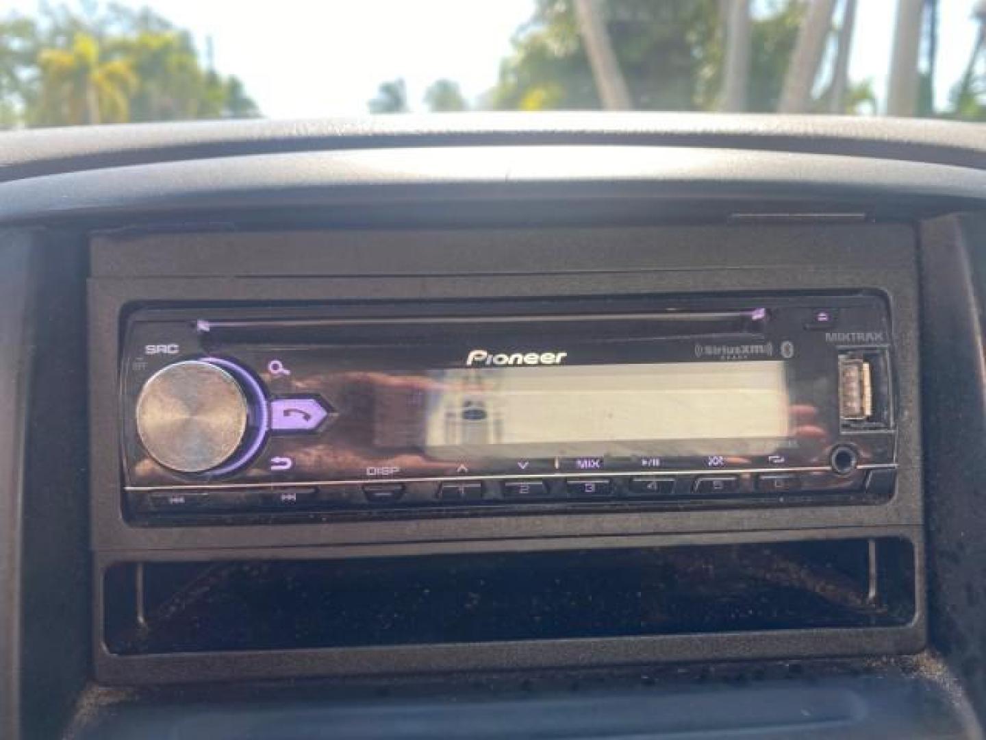 2002 Oxford White /Graphite Ford Explorer XLS FL RUNS LIKE NEW (1FMZU62E22U) with an 4.0L SOHC SEFI V6 Engine engine, Automatic transmission, located at 4701 North Dixie Hwy, Pompano Beach, FL, 33064, (954) 422-2889, 26.240938, -80.123474 - OUR WEBPAGE FLORIDACARS1.COM HAS OVER 100 PHOTOS AND FREE CARFAX LINK 2002 FORD EXPLORER XLS VIN: 1FMZU62E22UA45584 1 F M Z U 6 2 E 2 2 U A 4 5 5 8 4 4 DOOR WAGON/SPORT UTILITY 4.0L V6 F SOHC GASOLINE REAR WHEEL DRIVE Highlighted Features Full Roof Rack Tow Hitch CD Audio Power Windows Power Locks A - Photo#44