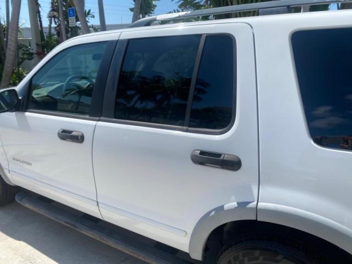 2002 Oxford White /Graphite Ford Explorer XLS FL RUNS LIKE NEW (1FMZU62E22U) with an 4.0L SOHC SEFI V6 Engine engine, Automatic transmission, located at 4701 North Dixie Hwy, Pompano Beach, FL, 33064, (954) 422-2889, 26.240938, -80.123474 - OUR WEBPAGE FLORIDACARS1.COM HAS OVER 100 PHOTOS AND FREE CARFAX LINK 2002 FORD EXPLORER XLS VIN: 1FMZU62E22UA45584 1 F M Z U 6 2 E 2 2 U A 4 5 5 8 4 4 DOOR WAGON/SPORT UTILITY 4.0L V6 F SOHC GASOLINE REAR WHEEL DRIVE Highlighted Features Full Roof Rack Tow Hitch CD Audio Power Windows Power Locks A - Photo#54