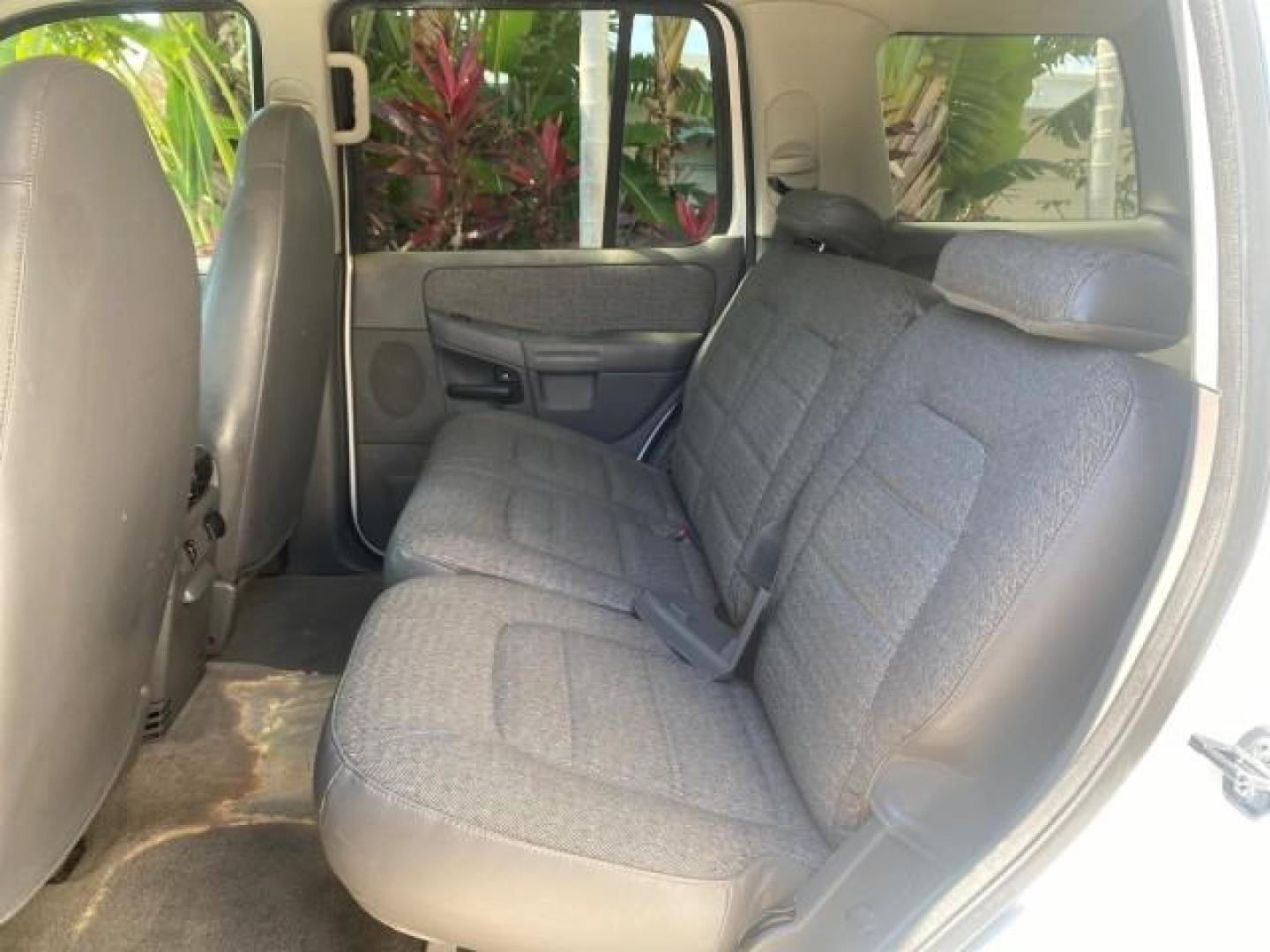 2002 Oxford White /Graphite Ford Explorer XLS FL RUNS LIKE NEW (1FMZU62E22U) with an 4.0L SOHC SEFI V6 Engine engine, Automatic transmission, located at 4701 North Dixie Hwy, Pompano Beach, FL, 33064, (954) 422-2889, 26.240938, -80.123474 - OUR WEBPAGE FLORIDACARS1.COM HAS OVER 100 PHOTOS AND FREE CARFAX LINK 2002 FORD EXPLORER XLS VIN: 1FMZU62E22UA45584 1 F M Z U 6 2 E 2 2 U A 4 5 5 8 4 4 DOOR WAGON/SPORT UTILITY 4.0L V6 F SOHC GASOLINE REAR WHEEL DRIVE Highlighted Features Full Roof Rack Tow Hitch CD Audio Power Windows Power Locks A - Photo#57