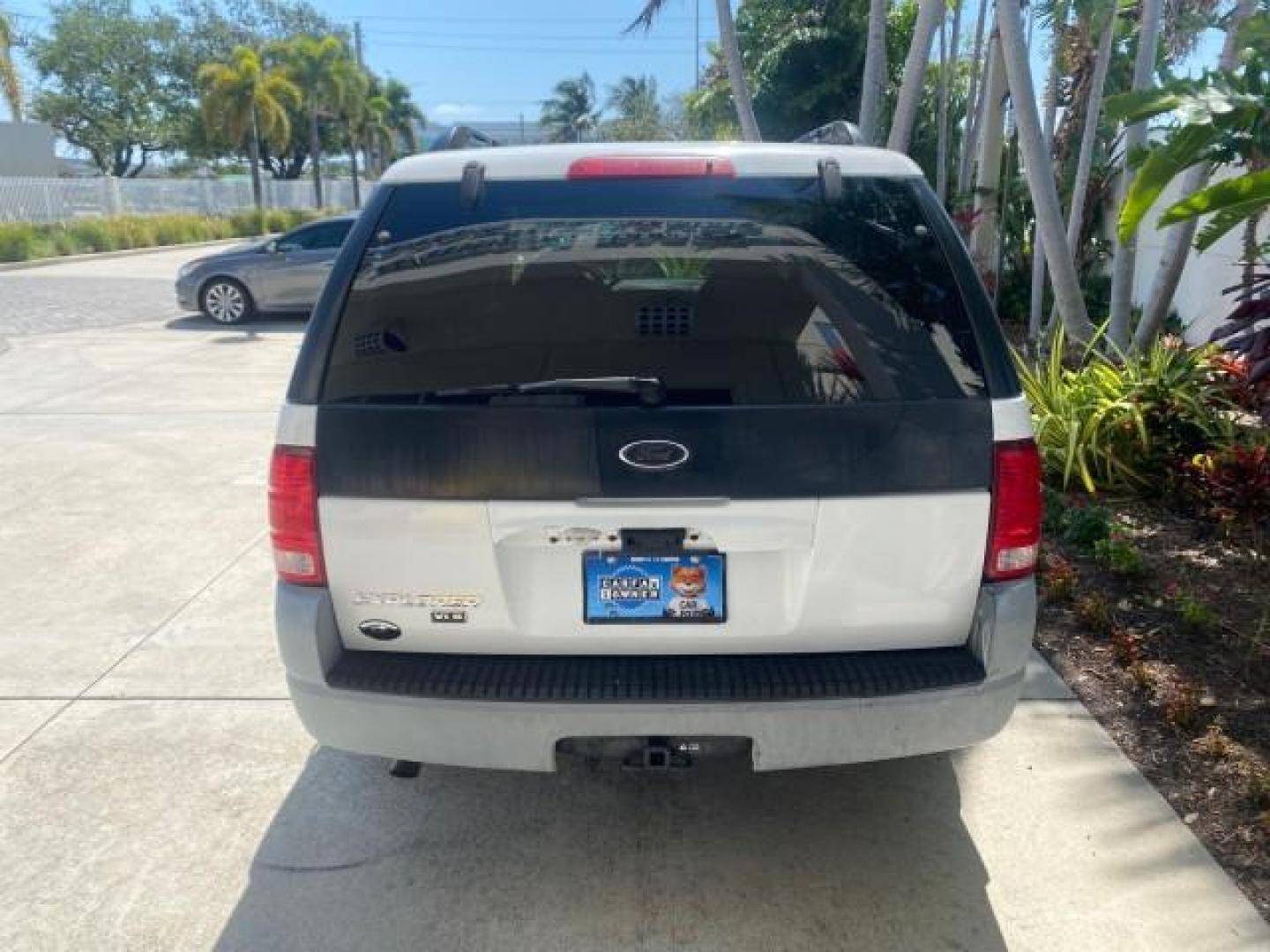 2002 Oxford White /Graphite Ford Explorer XLS FL RUNS LIKE NEW (1FMZU62E22U) with an 4.0L SOHC SEFI V6 Engine engine, Automatic transmission, located at 4701 North Dixie Hwy, Pompano Beach, FL, 33064, (954) 422-2889, 26.240938, -80.123474 - OUR WEBPAGE FLORIDACARS1.COM HAS OVER 100 PHOTOS AND FREE CARFAX LINK 2002 FORD EXPLORER XLS VIN: 1FMZU62E22UA45584 1 F M Z U 6 2 E 2 2 U A 4 5 5 8 4 4 DOOR WAGON/SPORT UTILITY 4.0L V6 F SOHC GASOLINE REAR WHEEL DRIVE Highlighted Features Full Roof Rack Tow Hitch CD Audio Power Windows Power Locks A - Photo#67