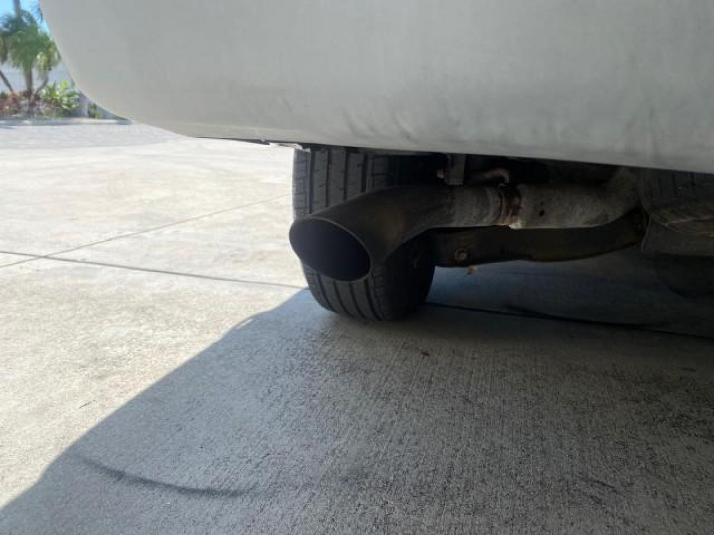 2002 Oxford White /Graphite Ford Explorer XLS FL RUNS LIKE NEW (1FMZU62E22U) with an 4.0L SOHC SEFI V6 Engine engine, Automatic transmission, located at 4701 North Dixie Hwy, Pompano Beach, FL, 33064, (954) 422-2889, 26.240938, -80.123474 - OUR WEBPAGE FLORIDACARS1.COM HAS OVER 100 PHOTOS AND FREE CARFAX LINK 2002 FORD EXPLORER XLS VIN: 1FMZU62E22UA45584 1 F M Z U 6 2 E 2 2 U A 4 5 5 8 4 4 DOOR WAGON/SPORT UTILITY 4.0L V6 F SOHC GASOLINE REAR WHEEL DRIVE Highlighted Features Full Roof Rack Tow Hitch CD Audio Power Windows Power Locks A - Photo#70