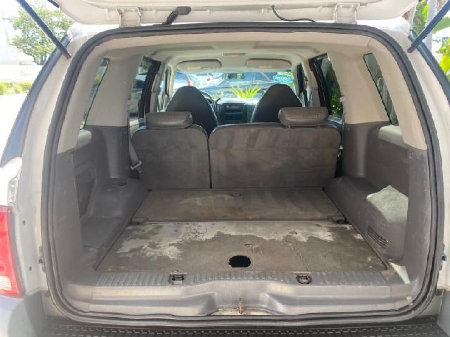 2002 Oxford White /Graphite Ford Explorer XLS FL RUNS LIKE NEW (1FMZU62E22U) with an 4.0L SOHC SEFI V6 Engine engine, Automatic transmission, located at 4701 North Dixie Hwy, Pompano Beach, FL, 33064, (954) 422-2889, 26.240938, -80.123474 - OUR WEBPAGE FLORIDACARS1.COM HAS OVER 100 PHOTOS AND FREE CARFAX LINK 2002 FORD EXPLORER XLS VIN: 1FMZU62E22UA45584 1 F M Z U 6 2 E 2 2 U A 4 5 5 8 4 4 DOOR WAGON/SPORT UTILITY 4.0L V6 F SOHC GASOLINE REAR WHEEL DRIVE Highlighted Features Full Roof Rack Tow Hitch CD Audio Power Windows Power Locks A - Photo#73