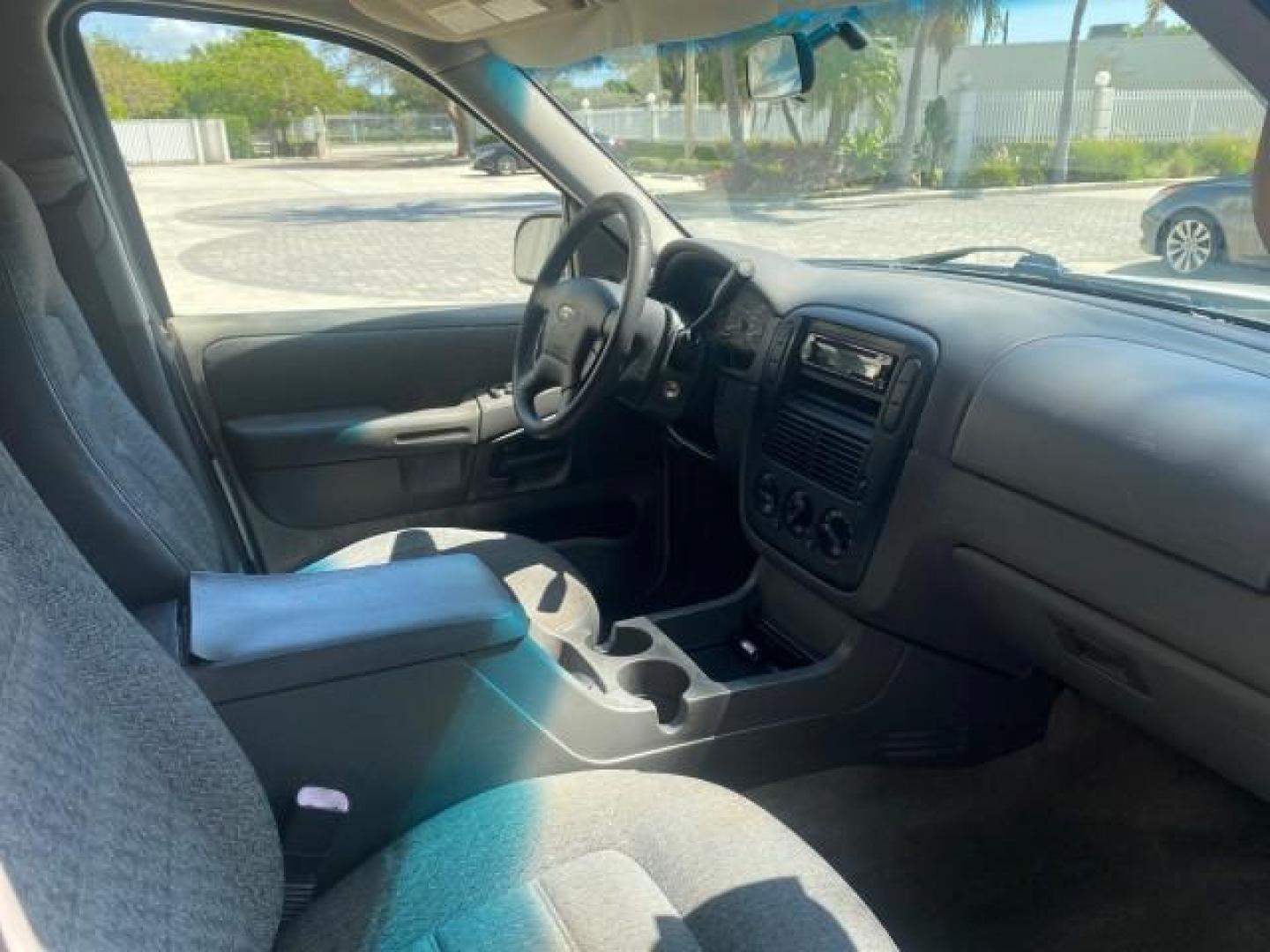 2002 Oxford White /Graphite Ford Explorer XLS FL RUNS LIKE NEW (1FMZU62E22U) with an 4.0L SOHC SEFI V6 Engine engine, Automatic transmission, located at 4701 North Dixie Hwy, Pompano Beach, FL, 33064, (954) 422-2889, 26.240938, -80.123474 - OUR WEBPAGE FLORIDACARS1.COM HAS OVER 100 PHOTOS AND FREE CARFAX LINK 2002 FORD EXPLORER XLS VIN: 1FMZU62E22UA45584 1 F M Z U 6 2 E 2 2 U A 4 5 5 8 4 4 DOOR WAGON/SPORT UTILITY 4.0L V6 F SOHC GASOLINE REAR WHEEL DRIVE Highlighted Features Full Roof Rack Tow Hitch CD Audio Power Windows Power Locks A - Photo#91