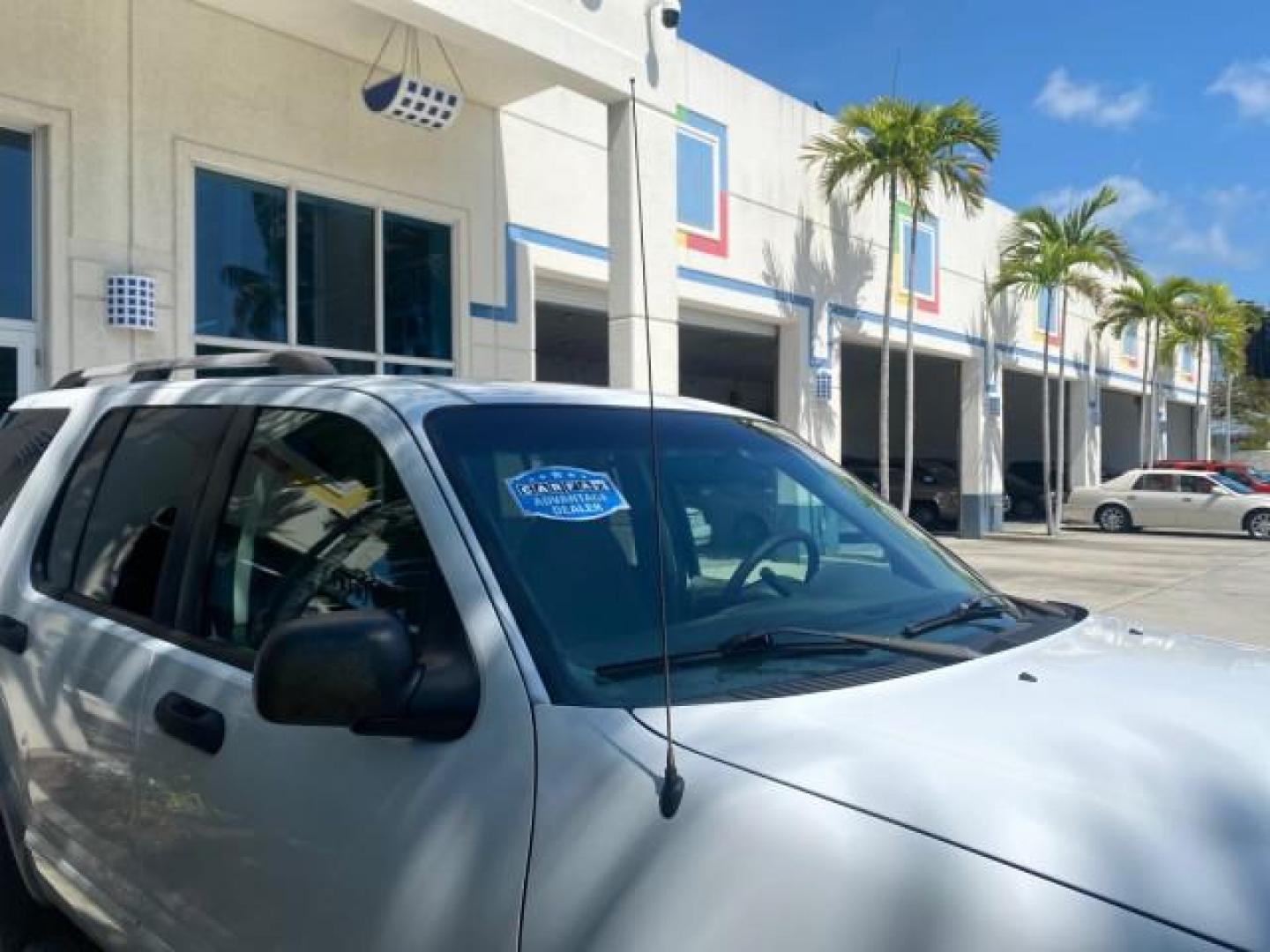 2002 Oxford White /Graphite Ford Explorer XLS FL RUNS LIKE NEW (1FMZU62E22U) with an 4.0L SOHC SEFI V6 Engine engine, Automatic transmission, located at 4701 North Dixie Hwy, Pompano Beach, FL, 33064, (954) 422-2889, 26.240938, -80.123474 - OUR WEBPAGE FLORIDACARS1.COM HAS OVER 100 PHOTOS AND FREE CARFAX LINK 2002 FORD EXPLORER XLS VIN: 1FMZU62E22UA45584 1 F M Z U 6 2 E 2 2 U A 4 5 5 8 4 4 DOOR WAGON/SPORT UTILITY 4.0L V6 F SOHC GASOLINE REAR WHEEL DRIVE Highlighted Features Full Roof Rack Tow Hitch CD Audio Power Windows Power Locks A - Photo#95