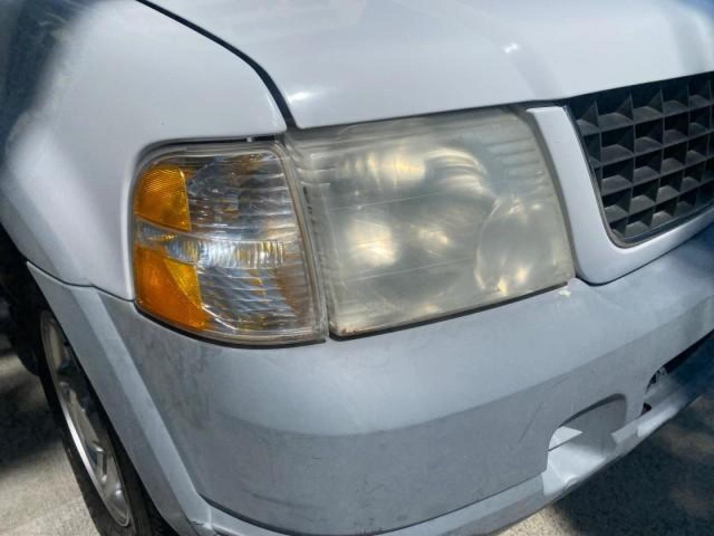 2002 Oxford White /Graphite Ford Explorer XLS FL RUNS LIKE NEW (1FMZU62E22U) with an 4.0L SOHC SEFI V6 Engine engine, Automatic transmission, located at 4701 North Dixie Hwy, Pompano Beach, FL, 33064, (954) 422-2889, 26.240938, -80.123474 - OUR WEBPAGE FLORIDACARS1.COM HAS OVER 100 PHOTOS AND FREE CARFAX LINK 2002 FORD EXPLORER XLS VIN: 1FMZU62E22UA45584 1 F M Z U 6 2 E 2 2 U A 4 5 5 8 4 4 DOOR WAGON/SPORT UTILITY 4.0L V6 F SOHC GASOLINE REAR WHEEL DRIVE Highlighted Features Full Roof Rack Tow Hitch CD Audio Power Windows Power Locks A - Photo#98