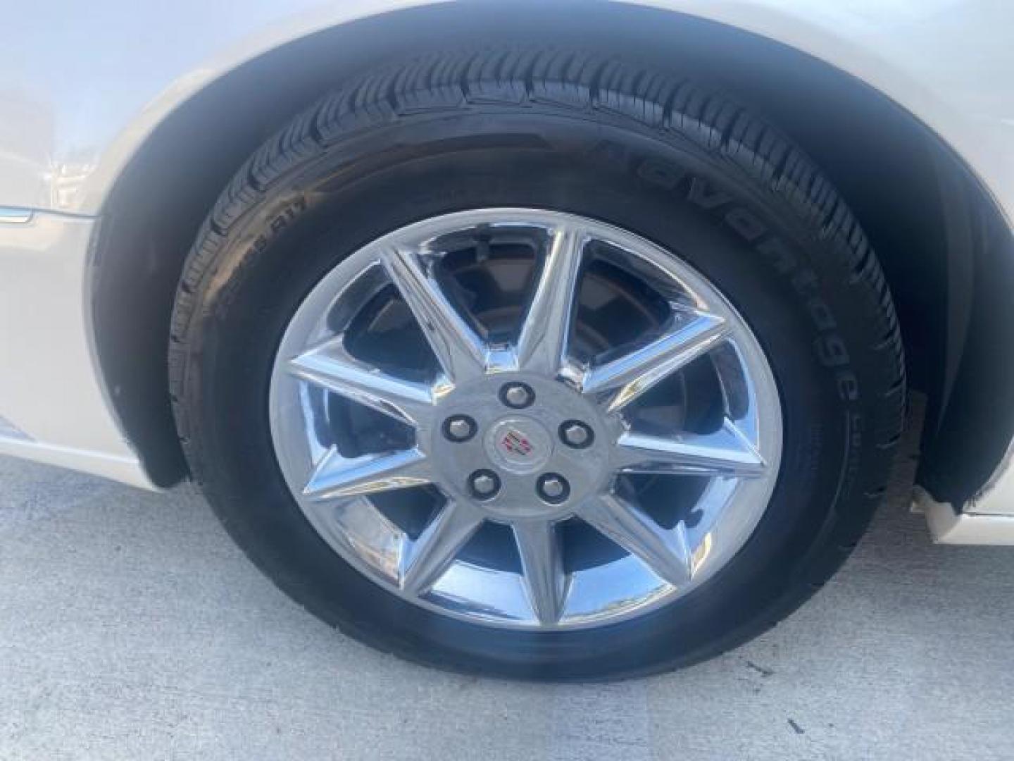 2010 White Diamond Tricoat /Shale/Cocoa Cadillac DTS w/1SC LOW MILES 55,831 FLORIDA (1G6KD5EY9AU) with an Northstar 4.6L DOHC V8 Engine engine, Automatic transmission, located at 4701 North Dixie Hwy, Pompano Beach, FL, 33064, (954) 422-2889, 26.240938, -80.123474 - OUR WEBPAGE FLORIDACARS1.COM HAS OVER 100 PHOTOS AND FREE CARFAX LINK 2010 CADILLAC DTS LUXURY COLLECTION SUNROOF BEAUTIFUL CABRIO VINAL TOP LIKE NEW! ADD $ 5000 PKG! VIN: 1G6KD5EY9AU131997 1 G 6 K D 5 E Y 9 A U 1 3 1 9 9 7 SEDAN 4 DR 4.6L V8 F DOHC 32V GASOLINE FRONT WHEEL DRIVE Top Features A/C Se - Photo#19