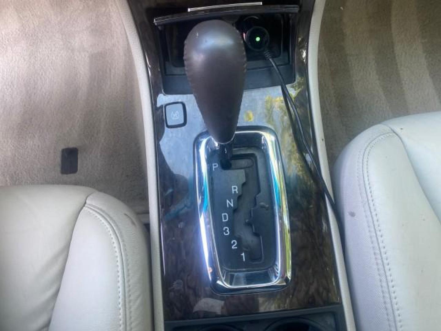 2010 White Diamond Tricoat /Shale/Cocoa Cadillac DTS w/1SC LOW MILES 55,831 FLORIDA (1G6KD5EY9AU) with an Northstar 4.6L DOHC V8 Engine engine, Automatic transmission, located at 4701 North Dixie Hwy, Pompano Beach, FL, 33064, (954) 422-2889, 26.240938, -80.123474 - OUR WEBPAGE FLORIDACARS1.COM HAS OVER 100 PHOTOS AND FREE CARFAX LINK 2010 CADILLAC DTS LUXURY COLLECTION SUNROOF BEAUTIFUL CABRIO VINAL TOP LIKE NEW! ADD $ 5000 PKG! VIN: 1G6KD5EY9AU131997 1 G 6 K D 5 E Y 9 A U 1 3 1 9 9 7 SEDAN 4 DR 4.6L V8 F DOHC 32V GASOLINE FRONT WHEEL DRIVE Top Features A/C Se - Photo#49