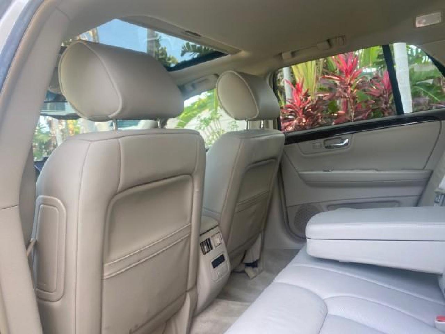 2010 White Diamond Tricoat /Shale/Cocoa Cadillac DTS w/1SC LOW MILES 55,831 FLORIDA (1G6KD5EY9AU) with an Northstar 4.6L DOHC V8 Engine engine, Automatic transmission, located at 4701 North Dixie Hwy, Pompano Beach, FL, 33064, (954) 422-2889, 26.240938, -80.123474 - OUR WEBPAGE FLORIDACARS1.COM HAS OVER 100 PHOTOS AND FREE CARFAX LINK 2010 CADILLAC DTS LUXURY COLLECTION SUNROOF BEAUTIFUL CABRIO VINAL TOP LIKE NEW! ADD $ 5000 PKG! VIN: 1G6KD5EY9AU131997 1 G 6 K D 5 E Y 9 A U 1 3 1 9 9 7 SEDAN 4 DR 4.6L V8 F DOHC 32V GASOLINE FRONT WHEEL DRIVE Top Features A/C Se - Photo#65